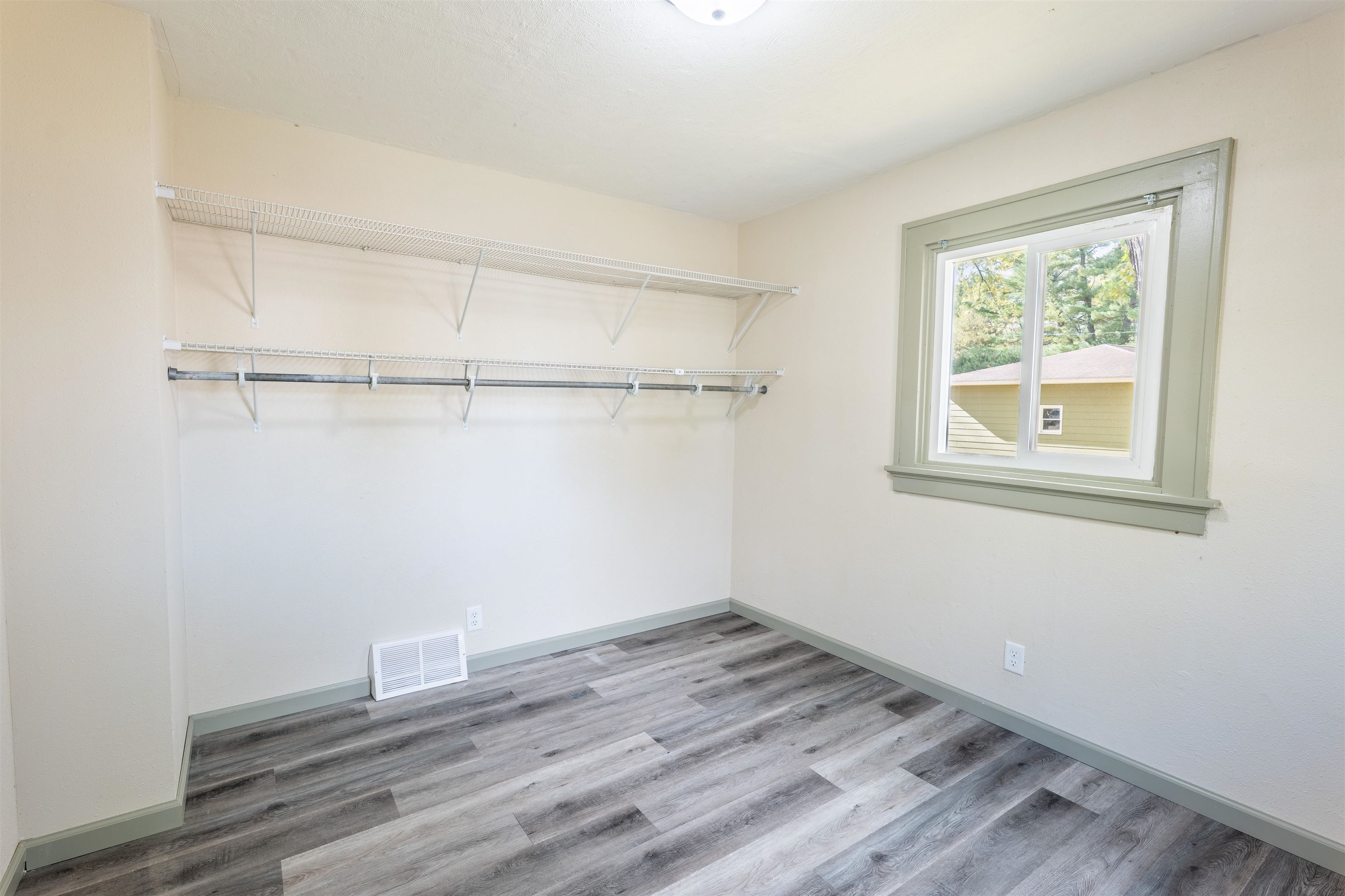 601 Chellis Street Property Photo 11