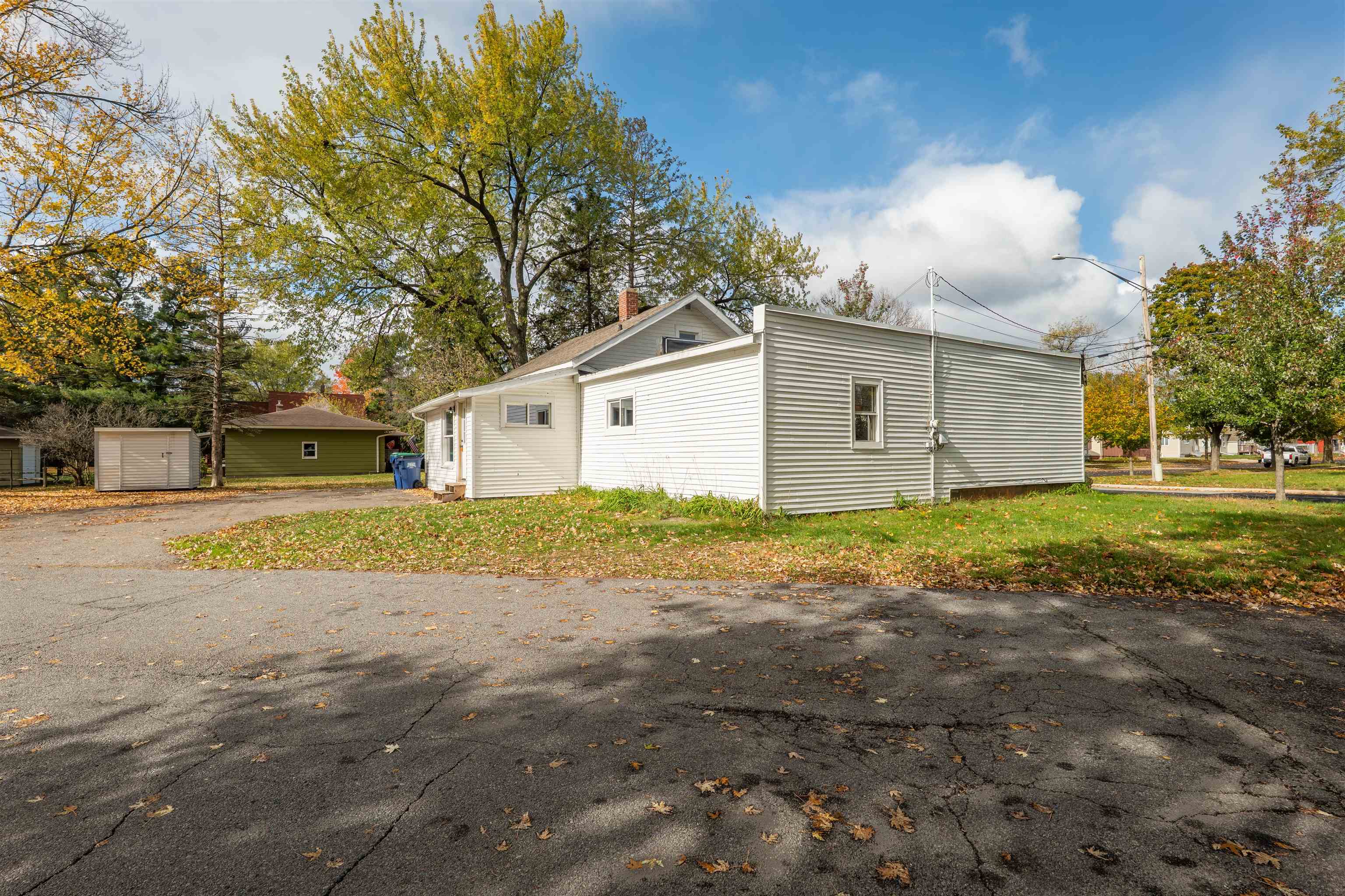 601 Chellis Street Property Photo 33
