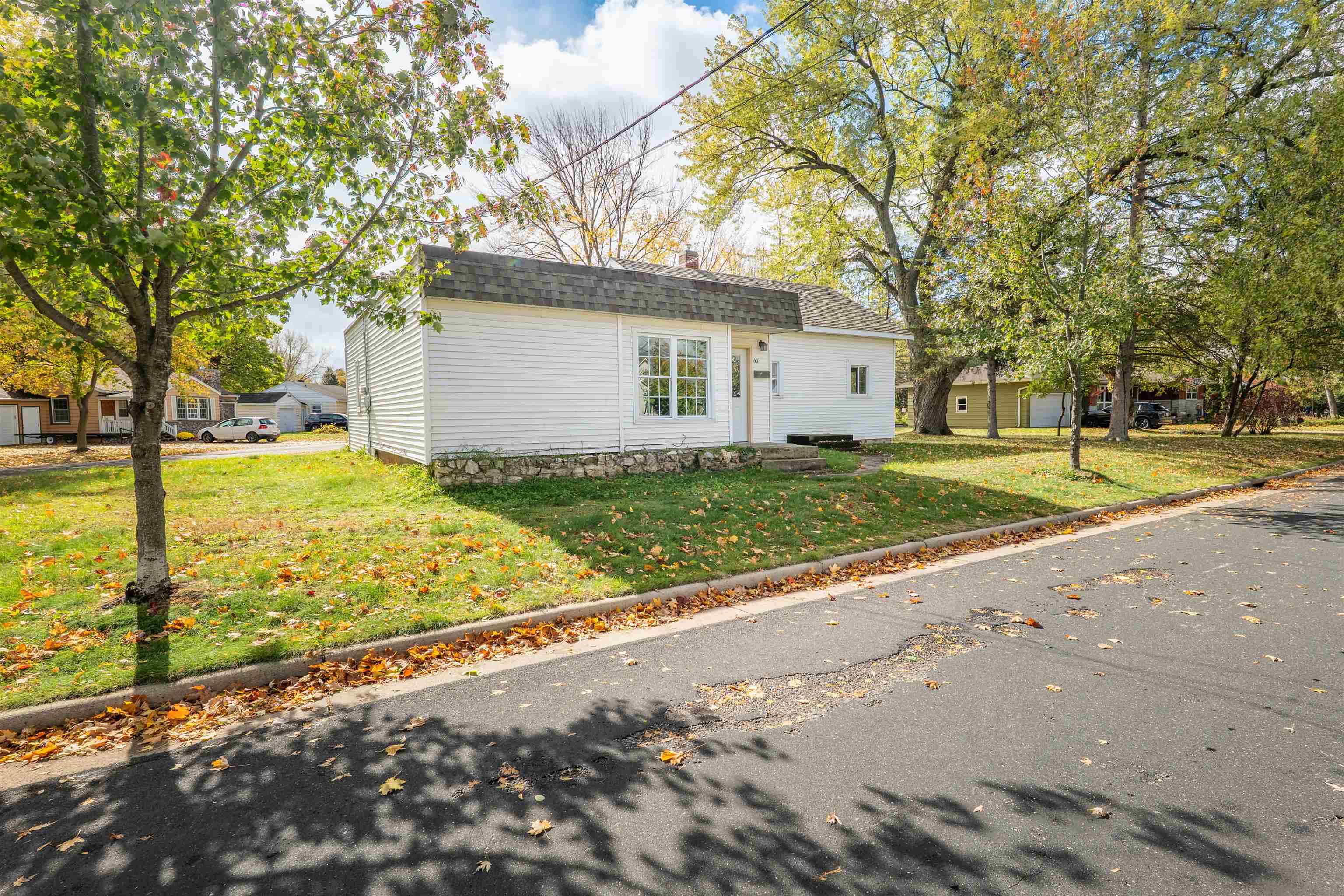 601 Chellis Street Property Photo 35