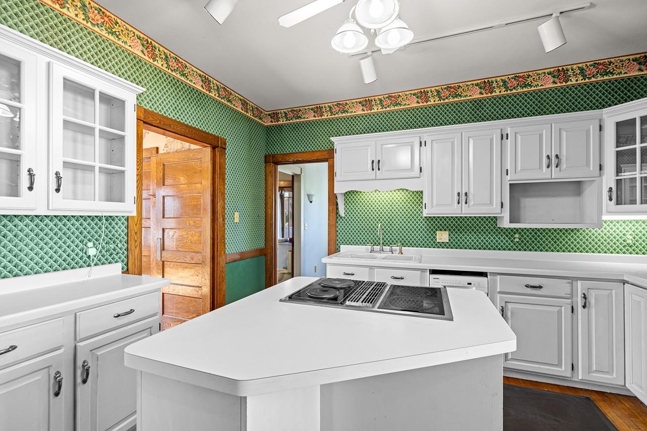 1418 W Grand Avenue Property Photo 20