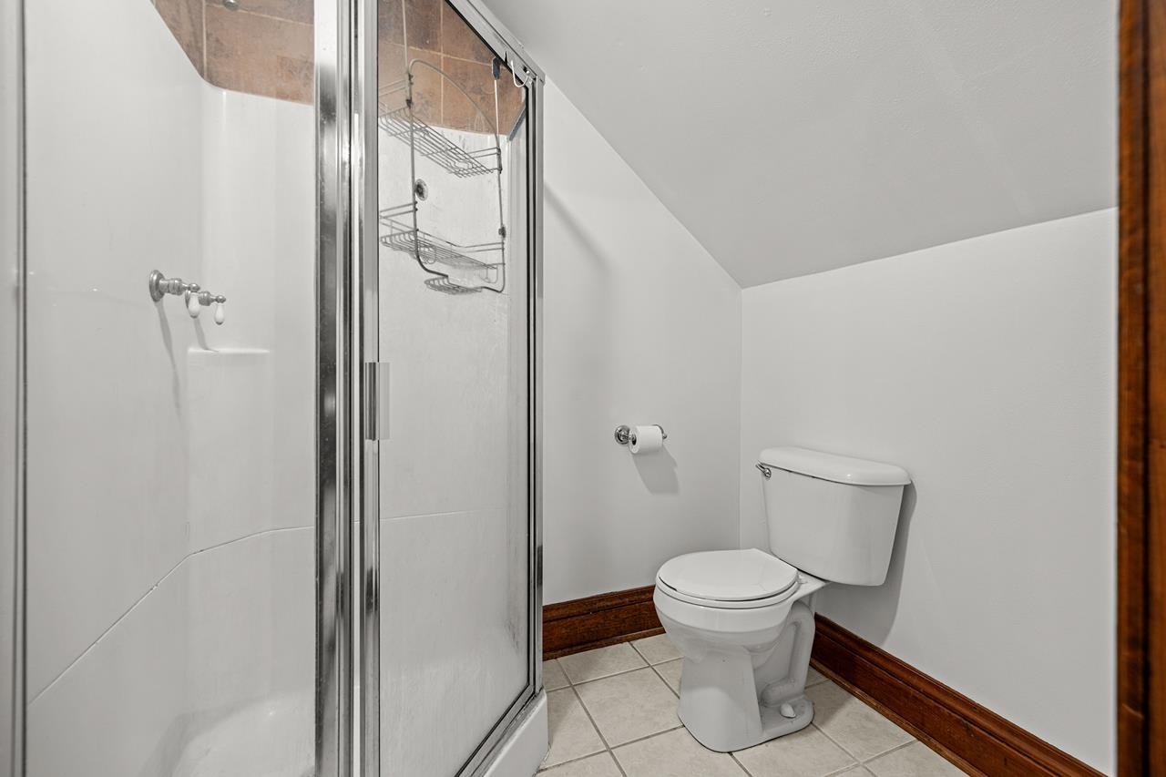 1418 W Grand Avenue Property Photo 23