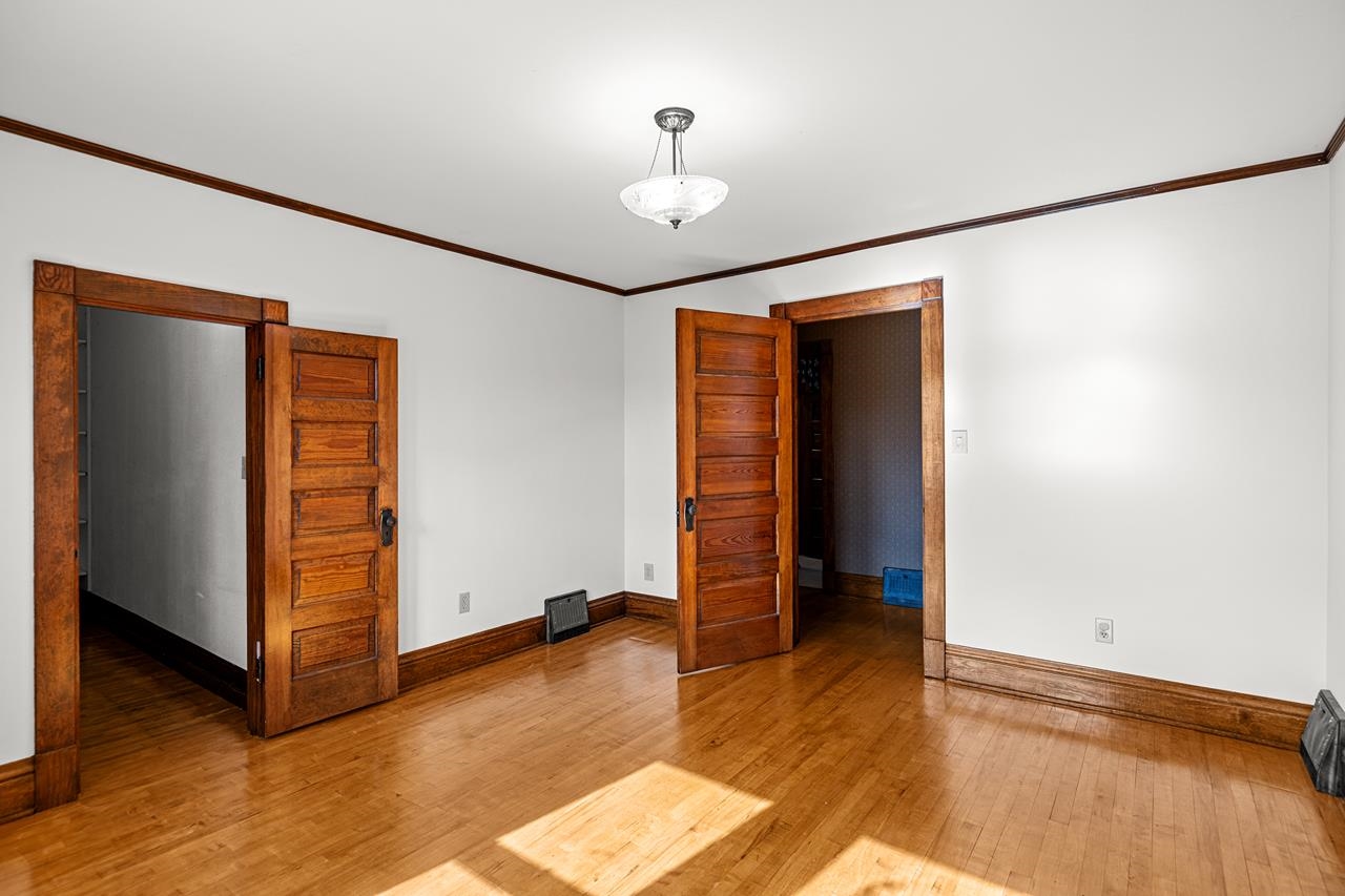 1418 W Grand Avenue Property Photo 33
