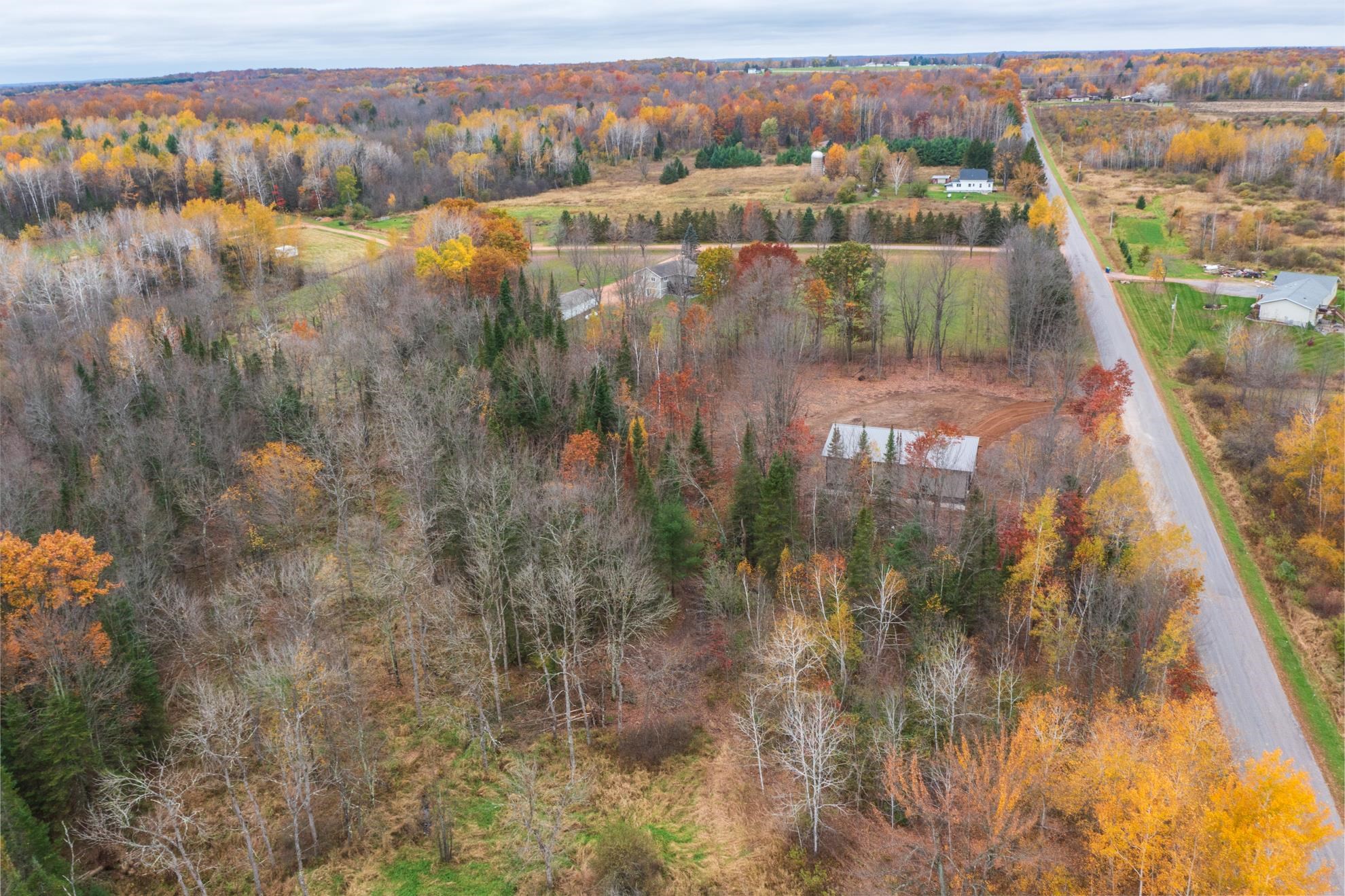 2295 Forest Road Property Photo 5