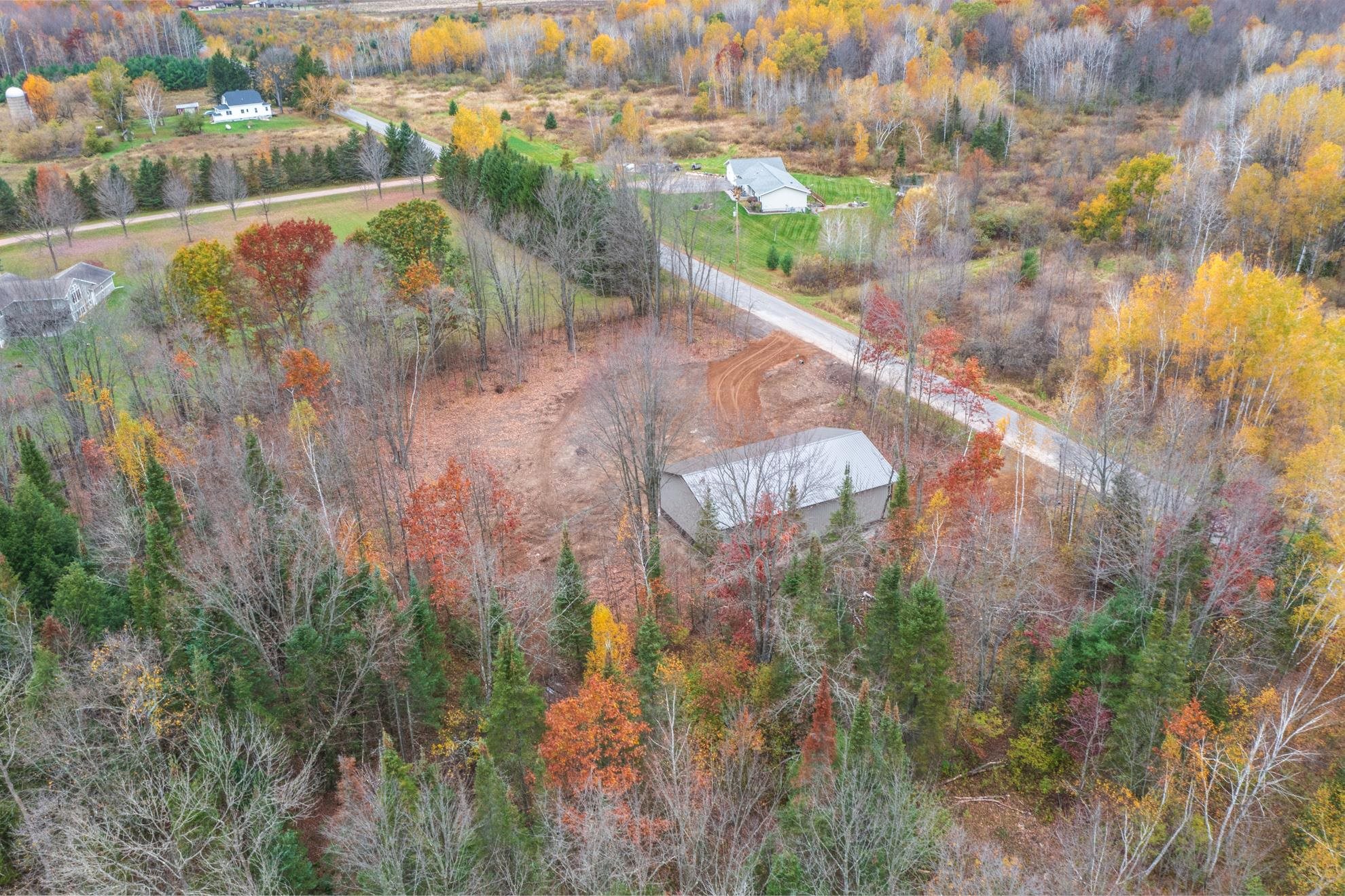 2295 Forest Road Property Photo 7