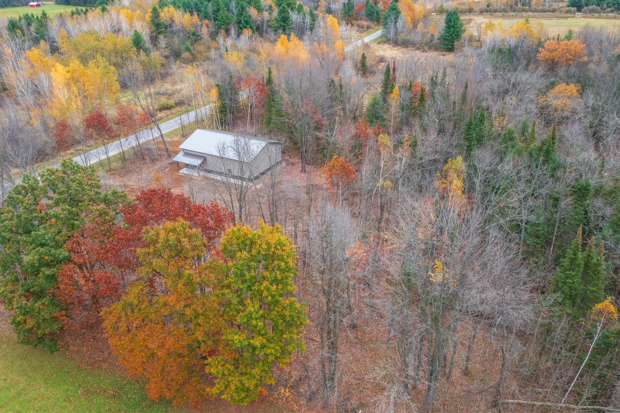 2295 Forest Road Property Photo 8