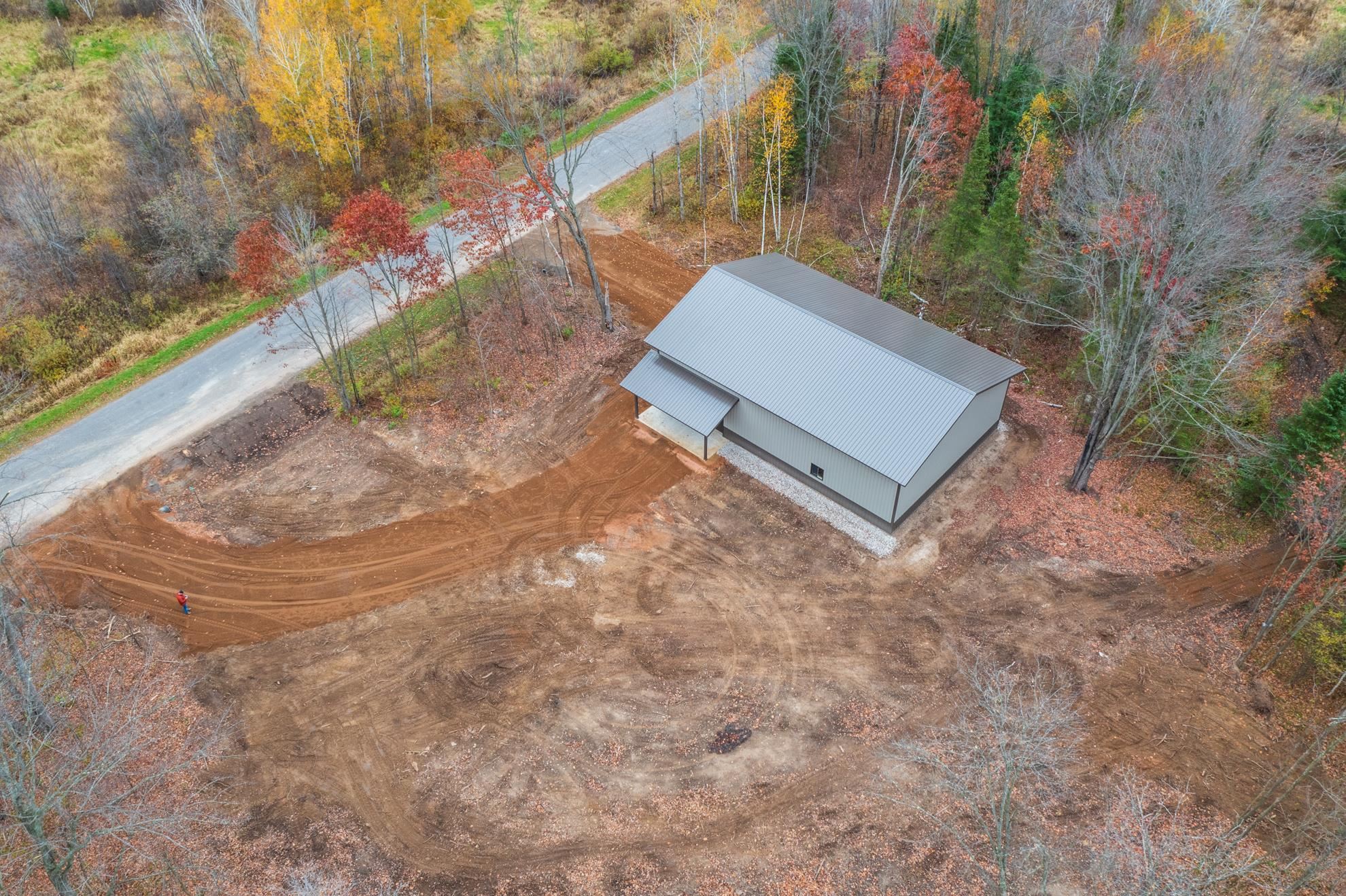2295 Forest Road Property Photo 9