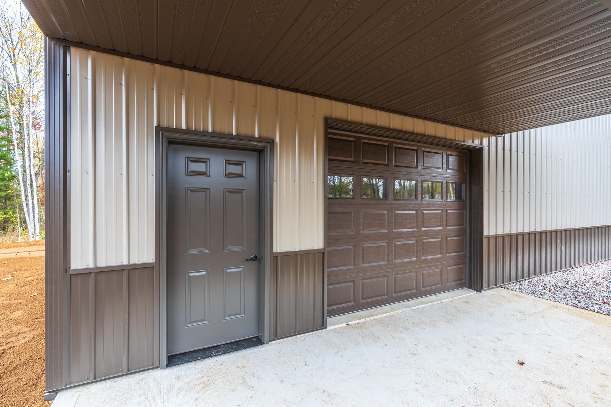 2295 Forest Road Property Photo 14