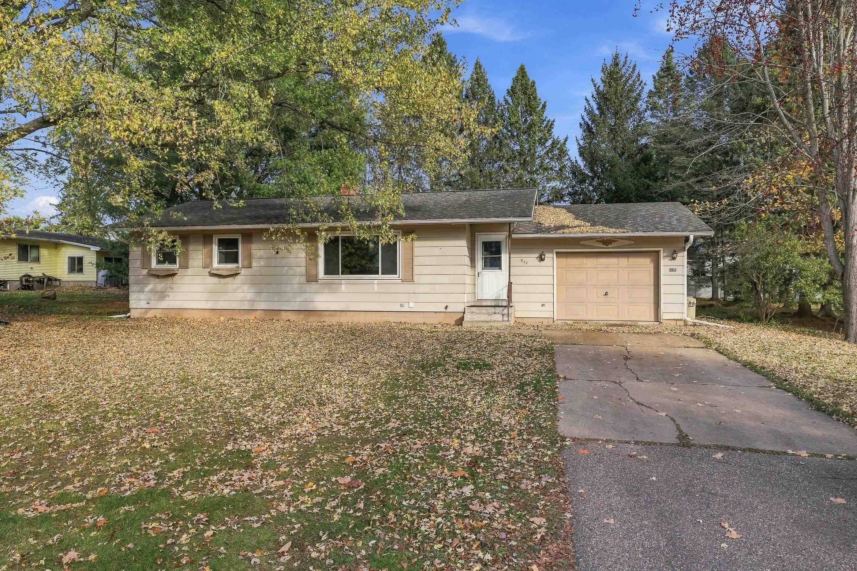 903 Hollywood Drive Property Photo 1