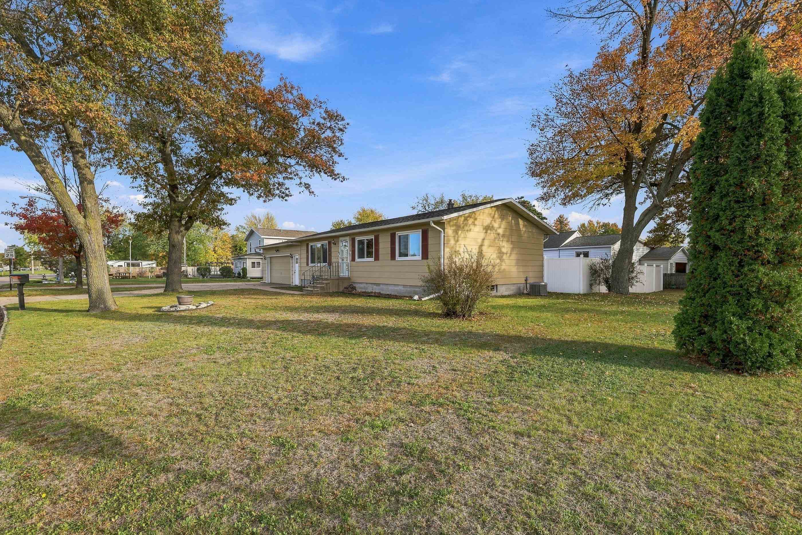 430 Daly Avenue Property Photo 4