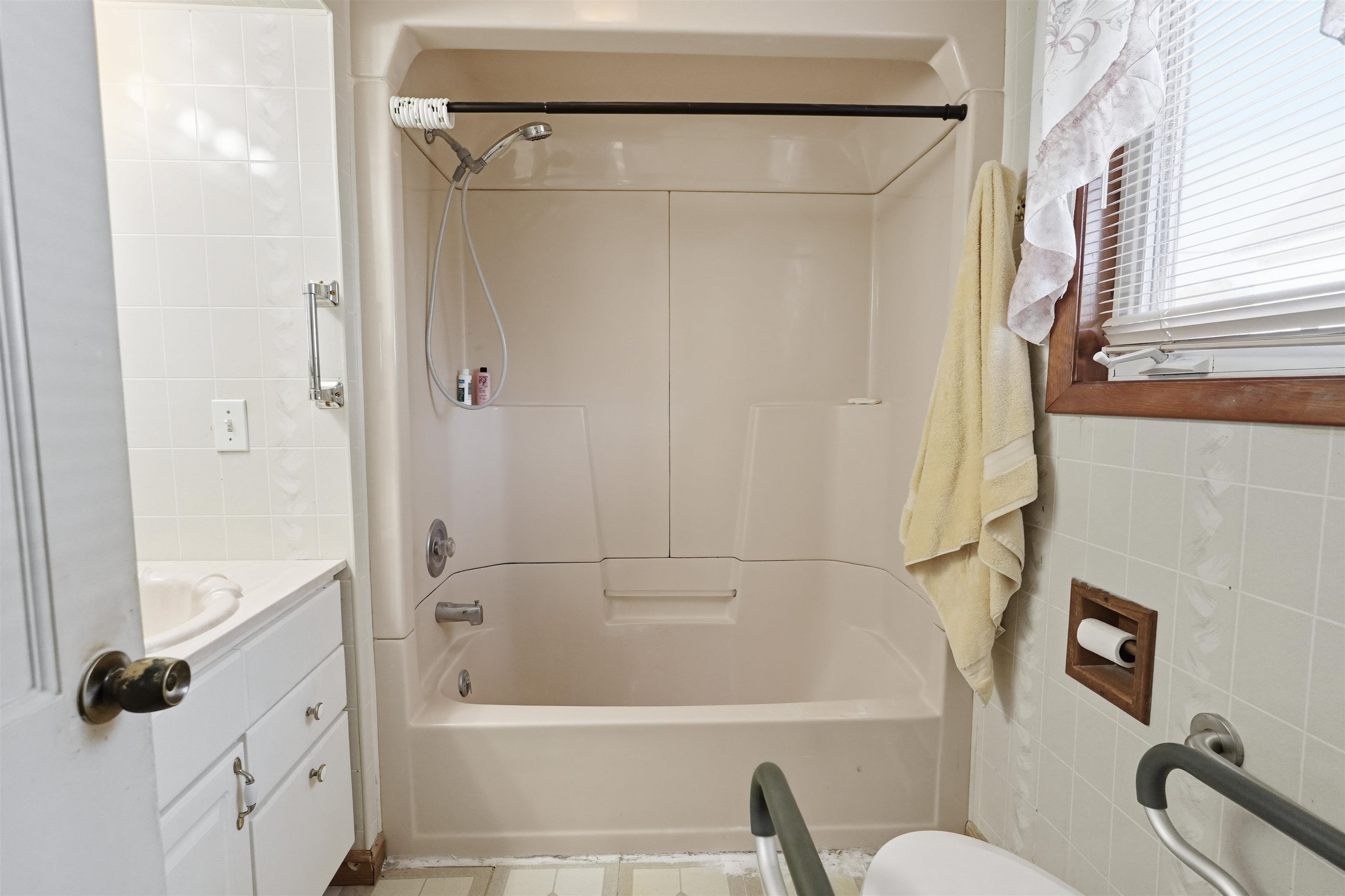 212 N Seventh Street Property Photo 6