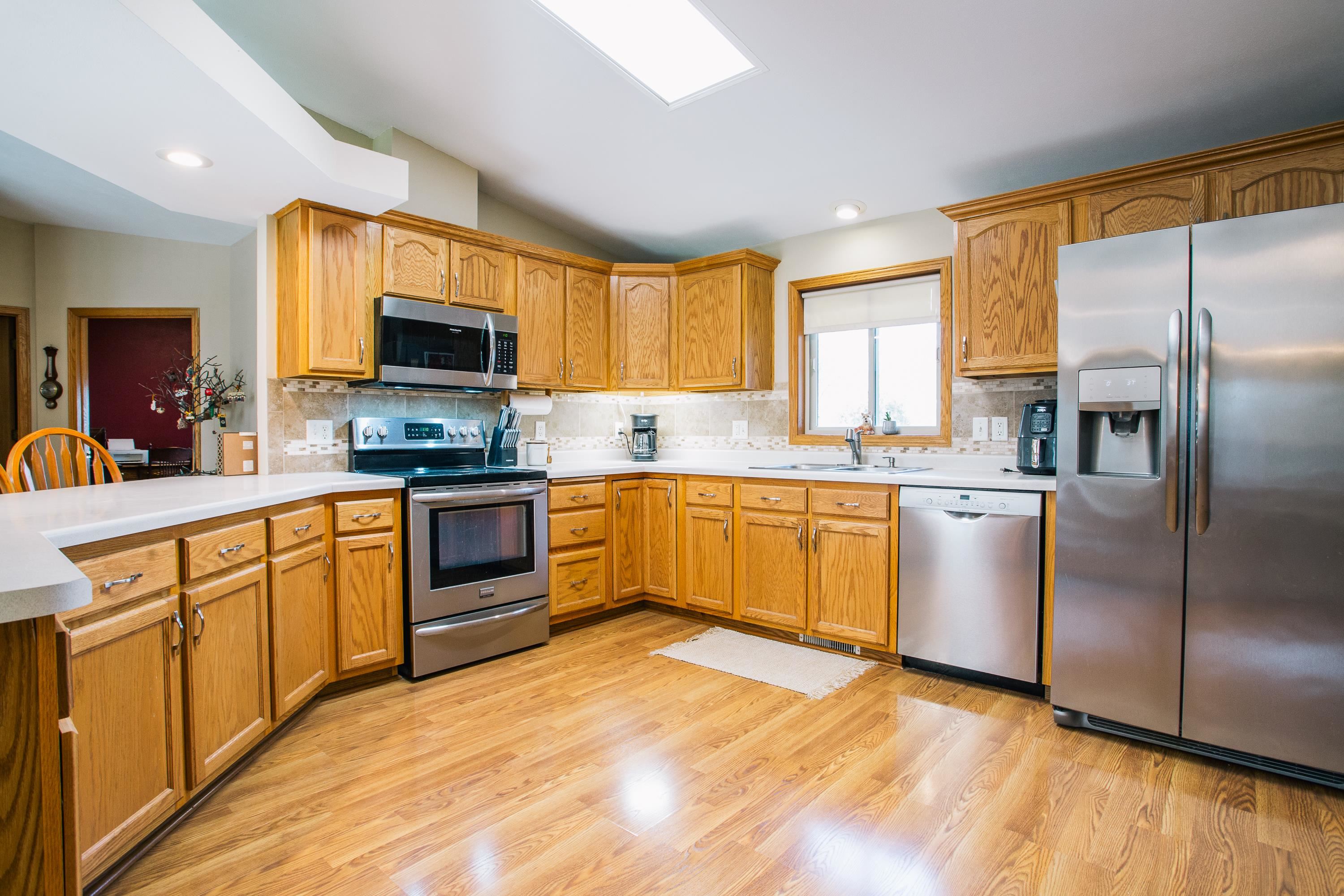 1004 Steven Avenue Property Photo 8