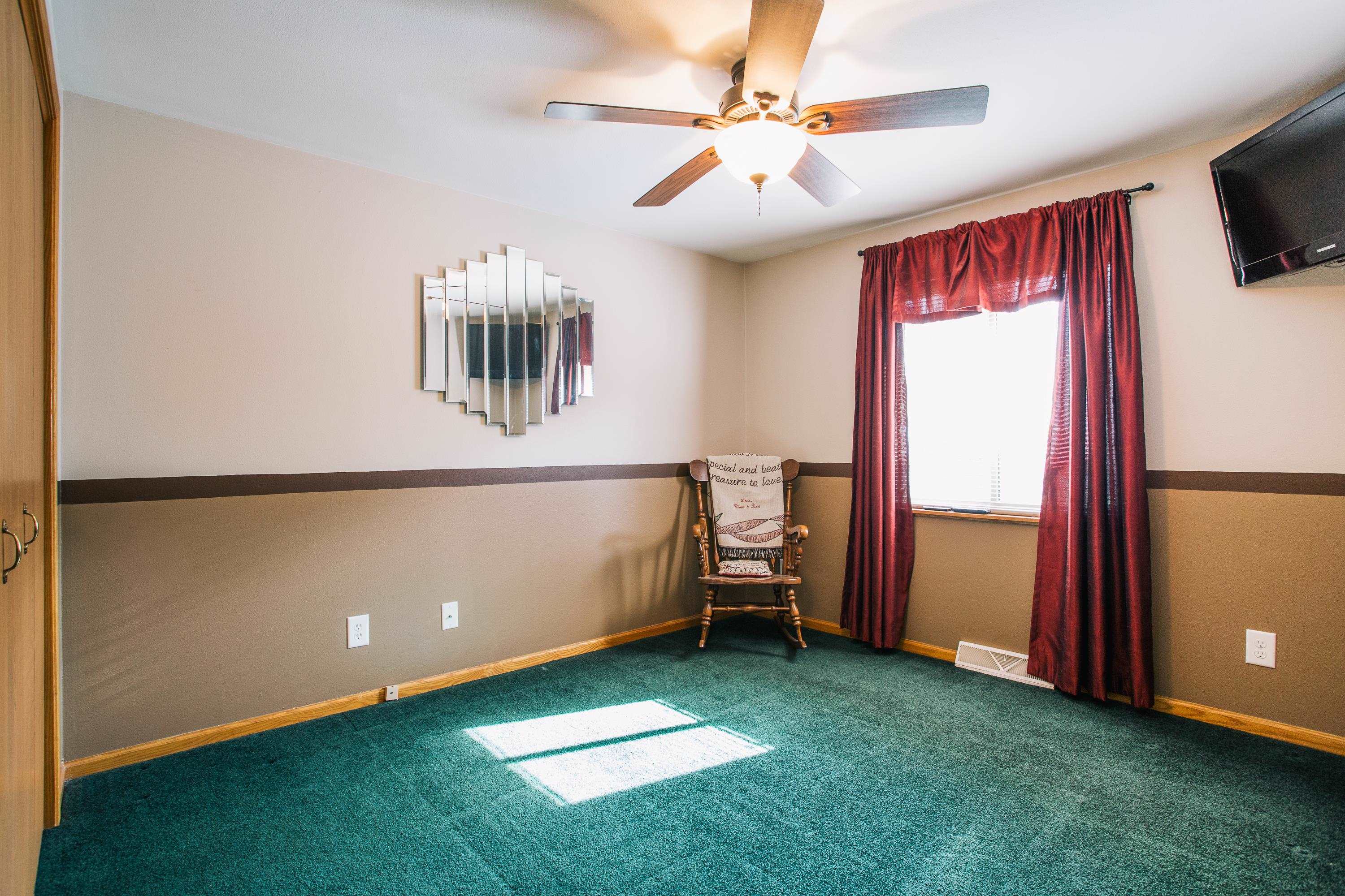 1004 Steven Avenue Property Photo 17