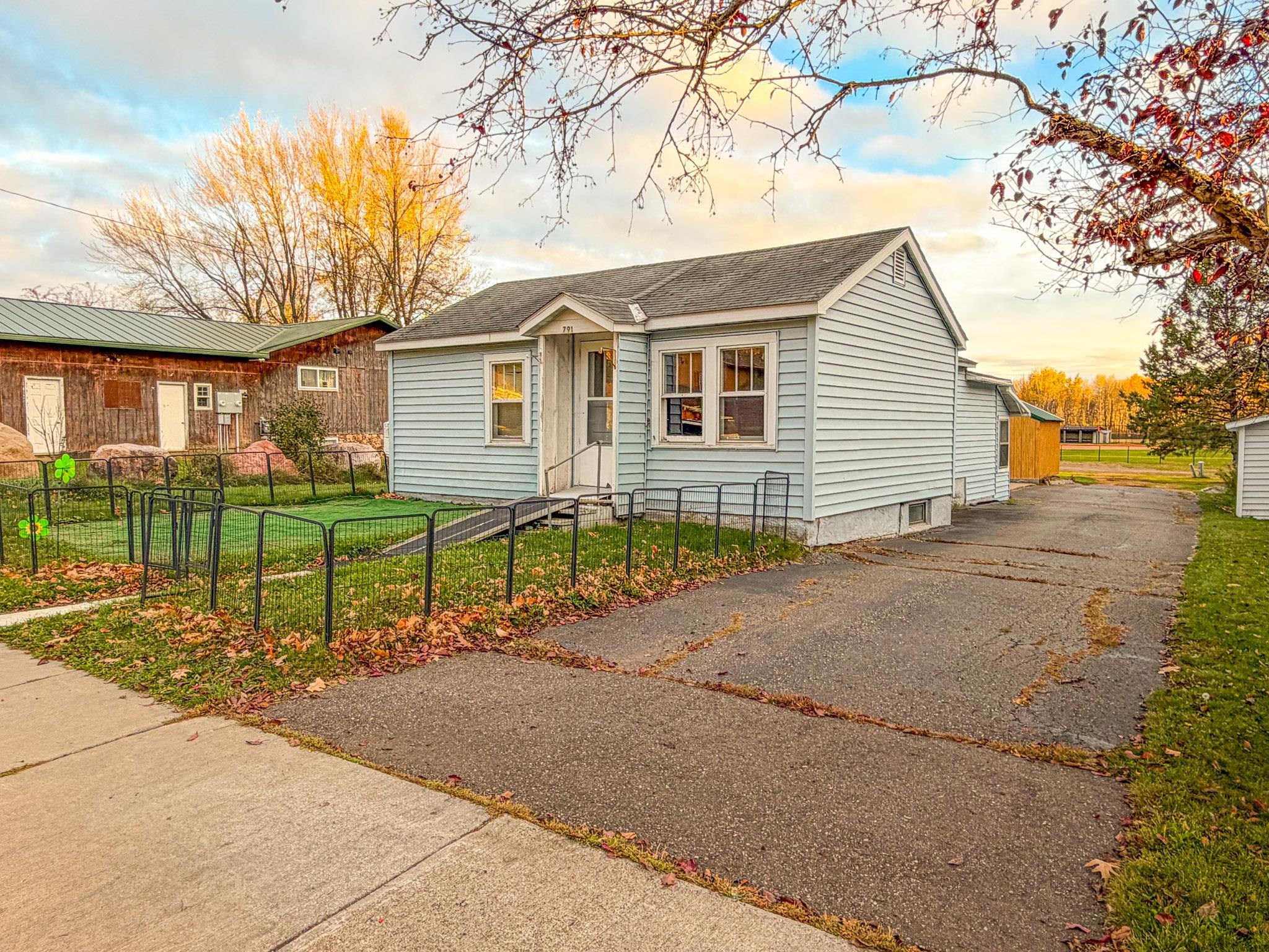 791 Flambeau Avenue Property Photo 26