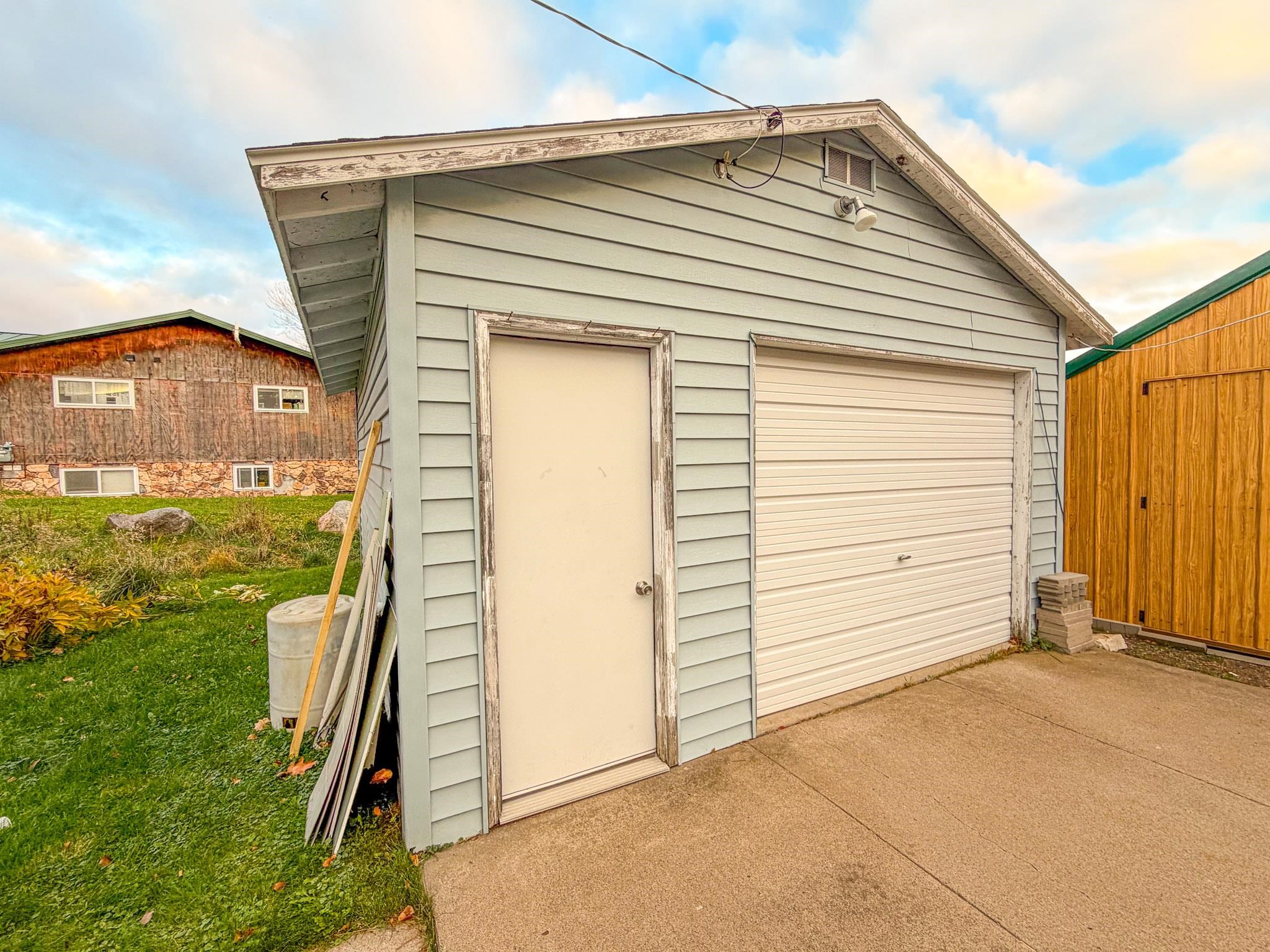 791 Flambeau Avenue Property Photo 28
