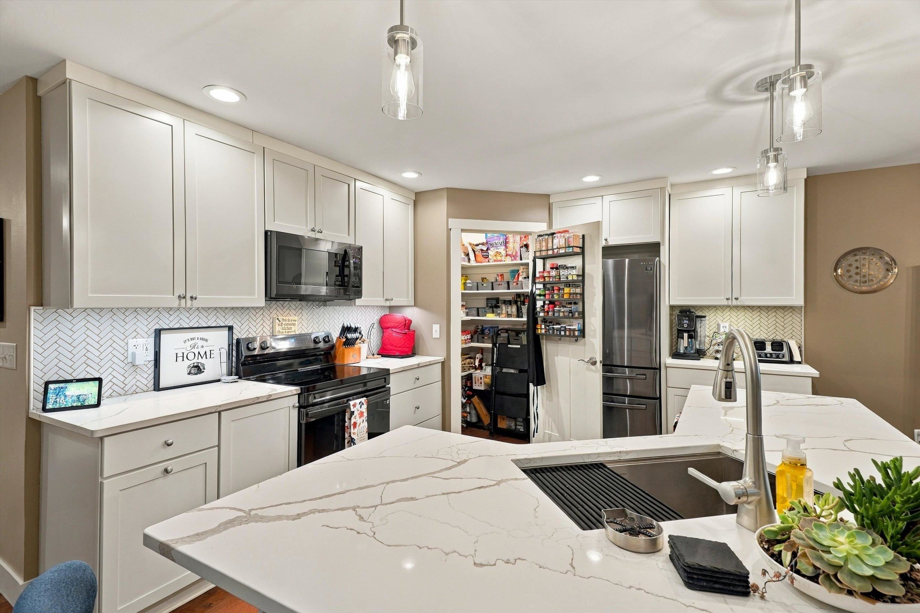 1816 Maple Hill Road Property Photo 13