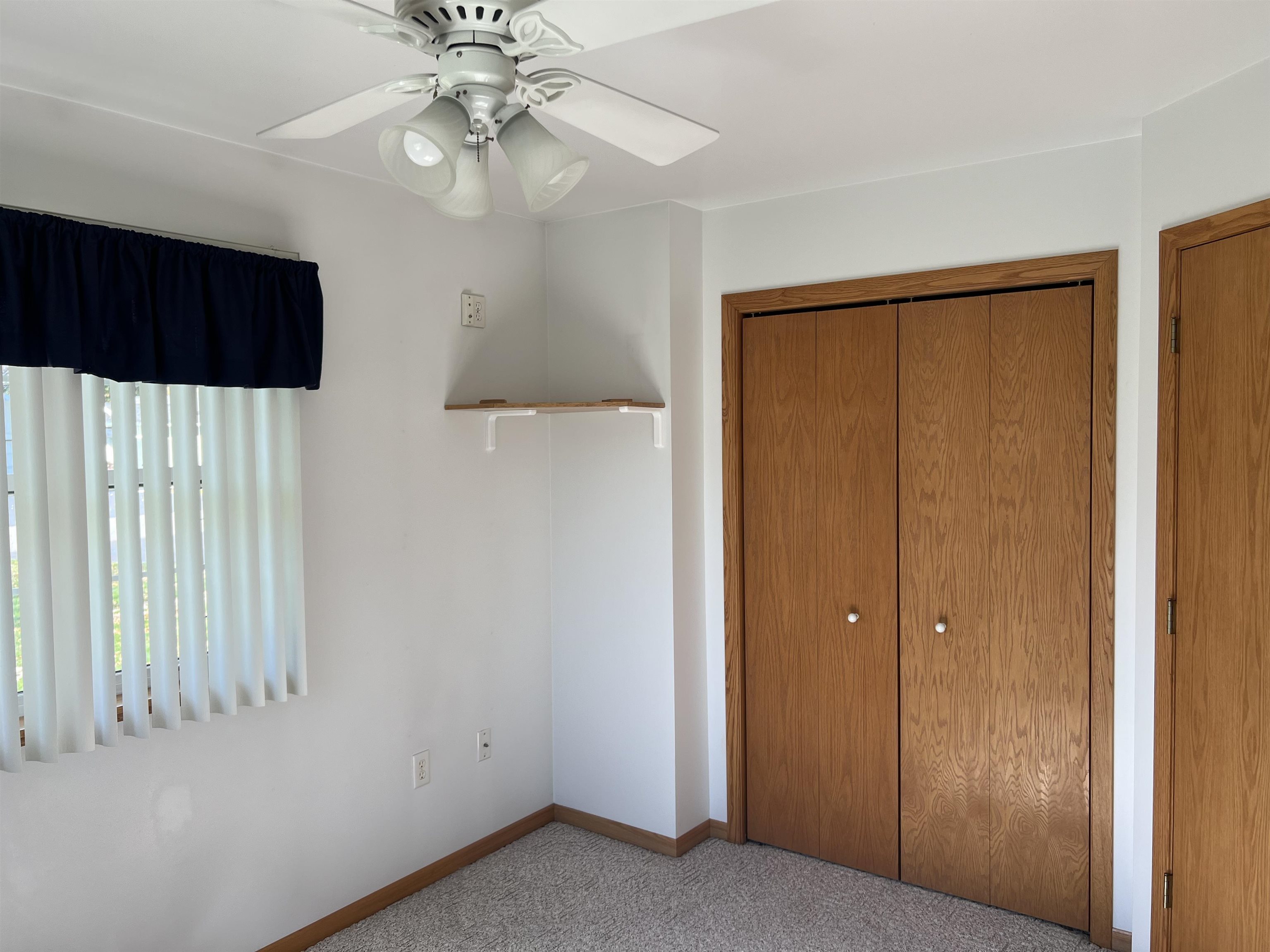 1305 S 12th Avenue Property Photo 9