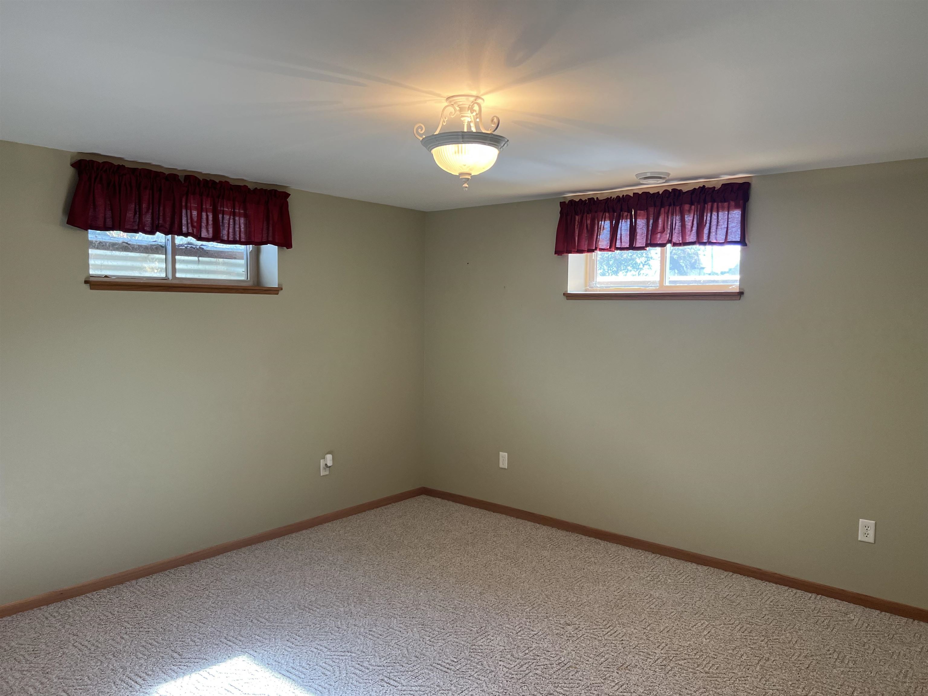 1305 S 12th Avenue Property Photo 25