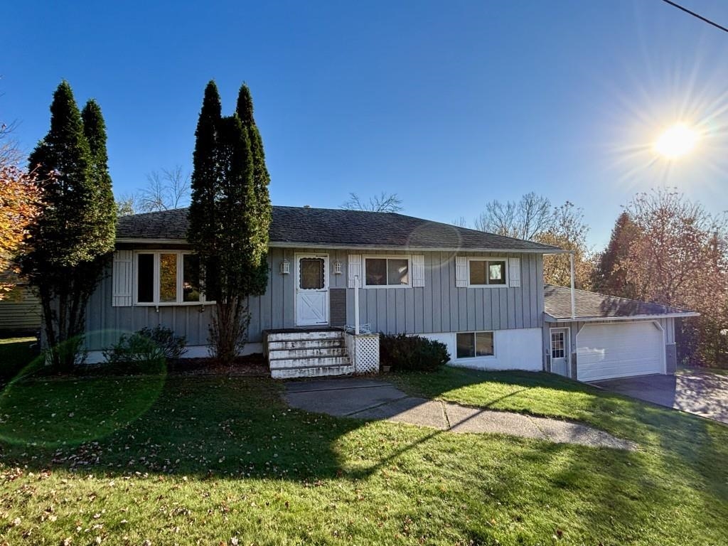 1413 Swanee Avenue Property Photo 1