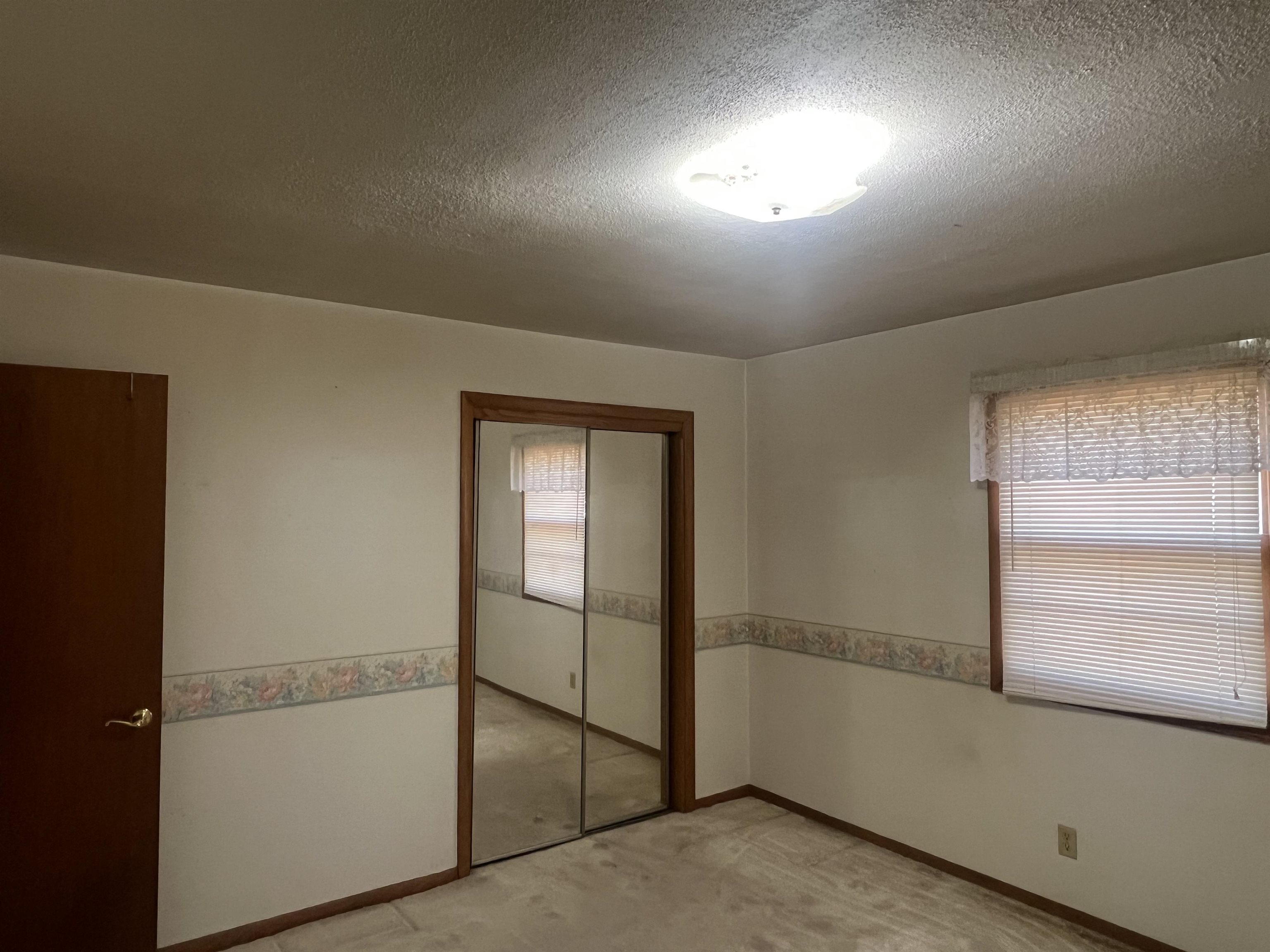 4618 Fuller Street Property Photo 12