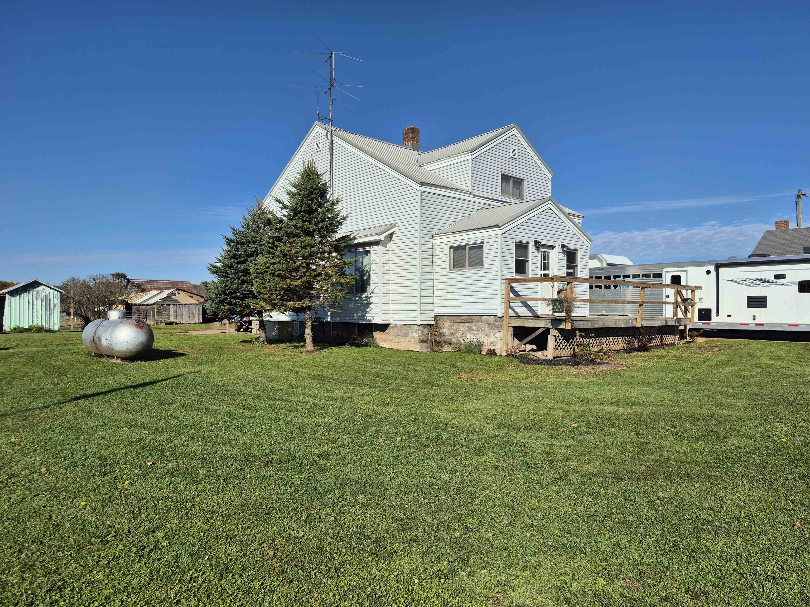 N4561 Hirt Lane Property Photo 2