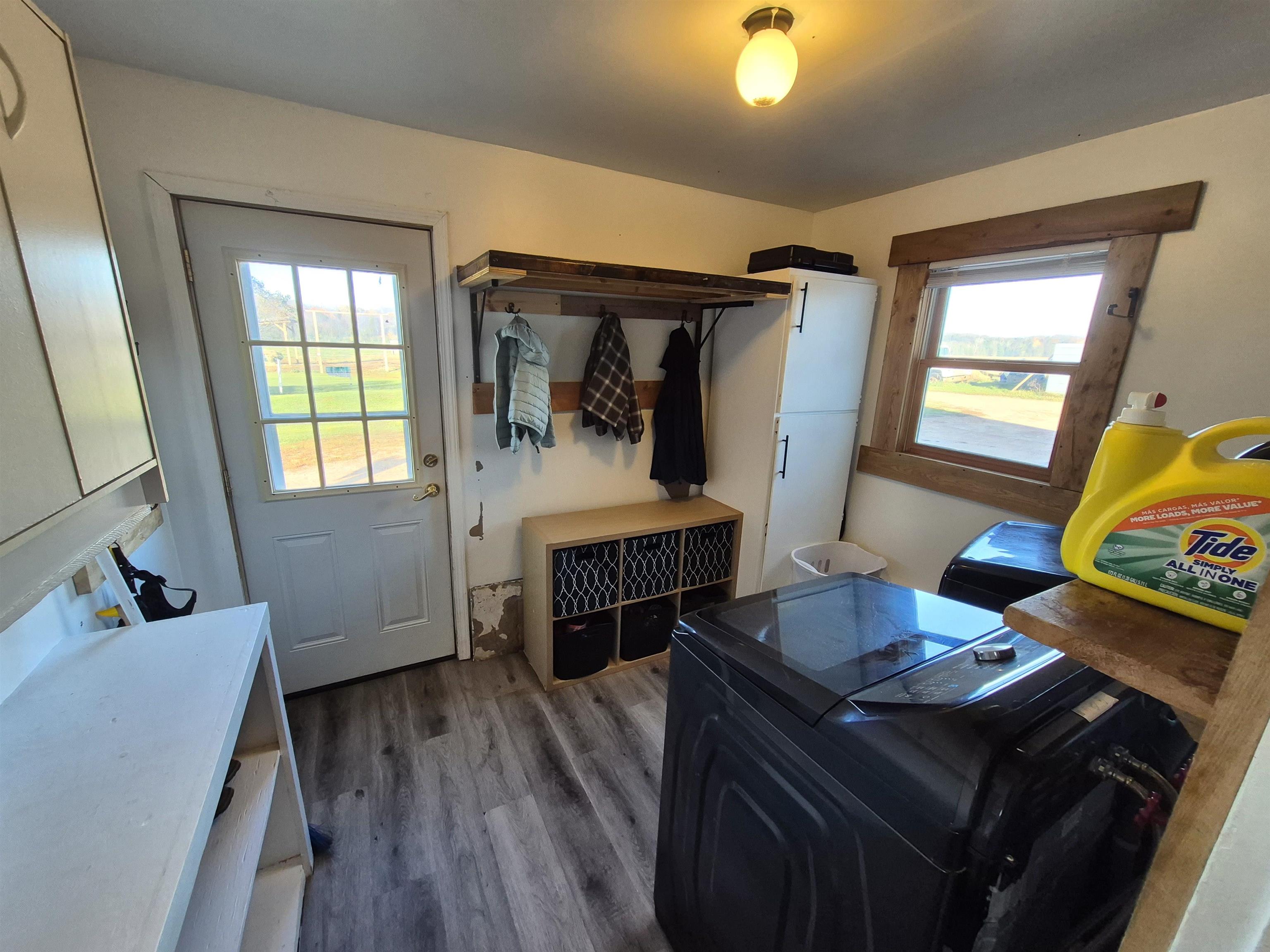 N4561 Hirt Lane Property Photo 9