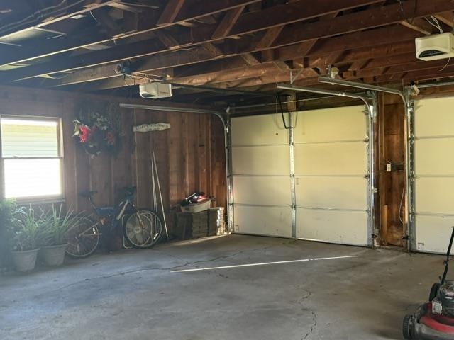 809 S Ash Avenue Property Photo 17