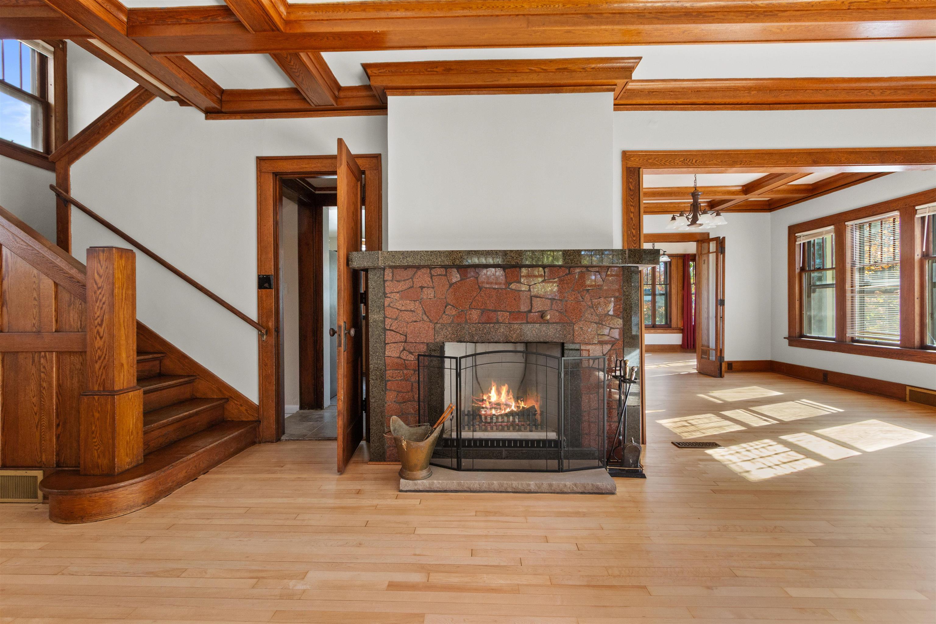 1513 Division Street Property Photo 13