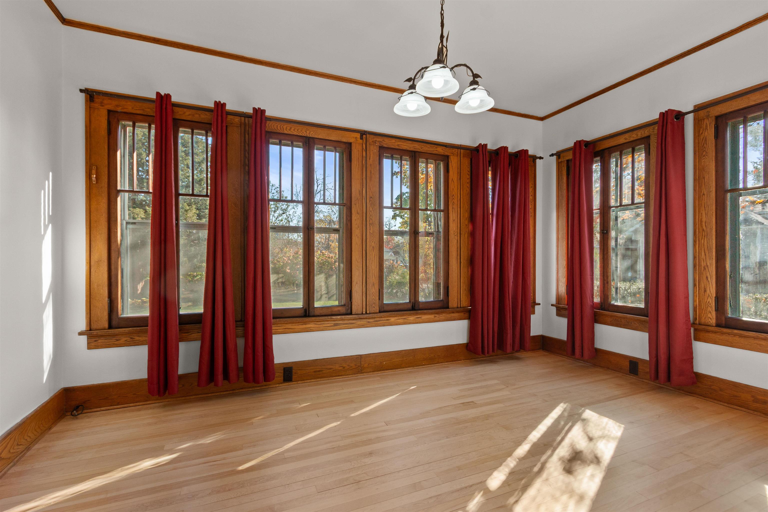 1513 Division Street Property Photo 21