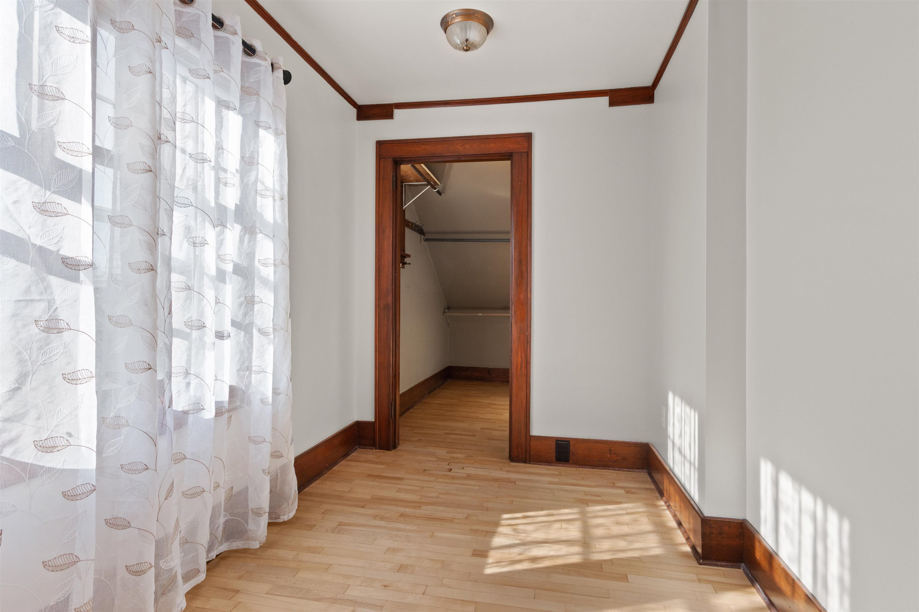 1513 Division Street Property Photo 32
