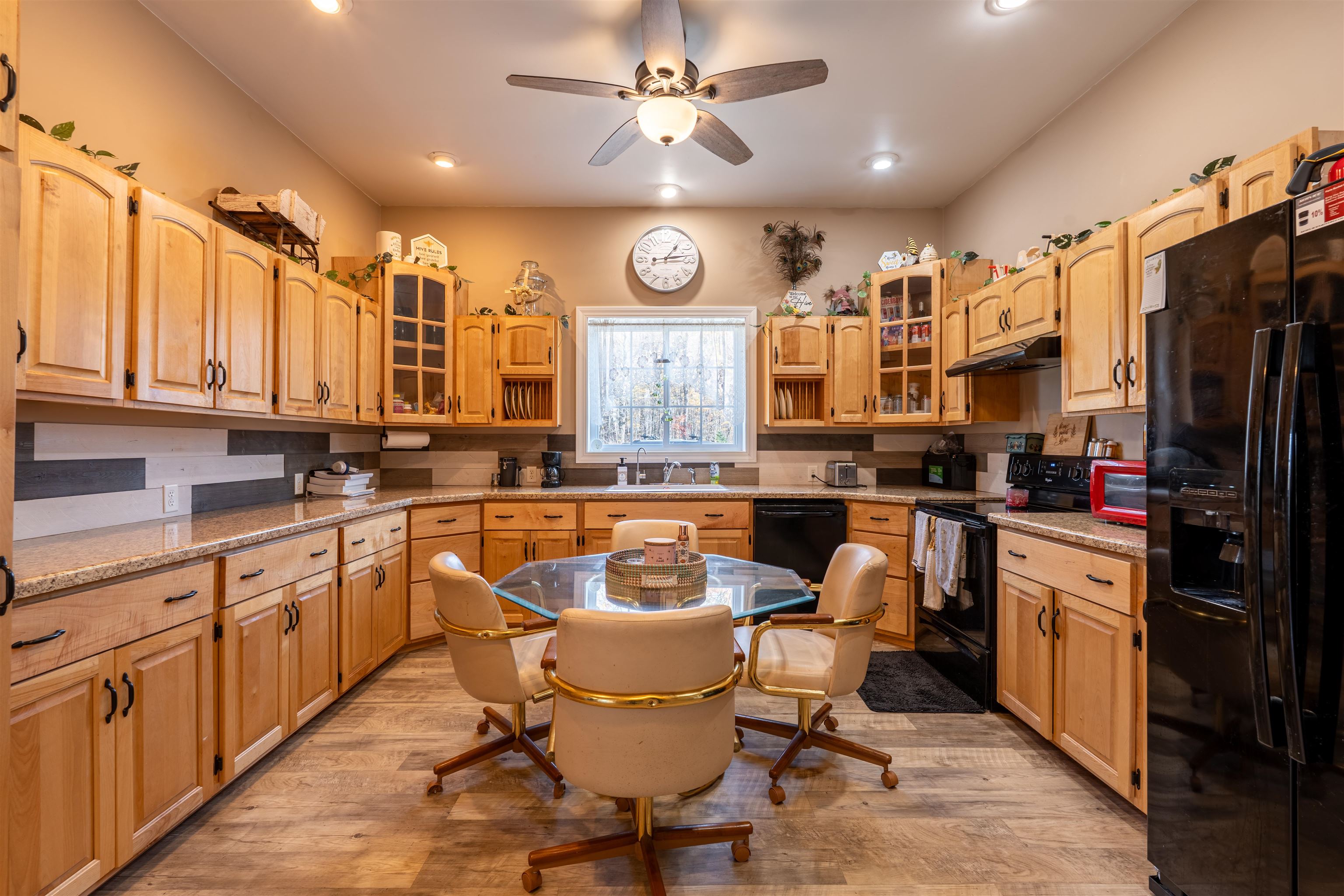 8873 Otter Road Property Photo 16