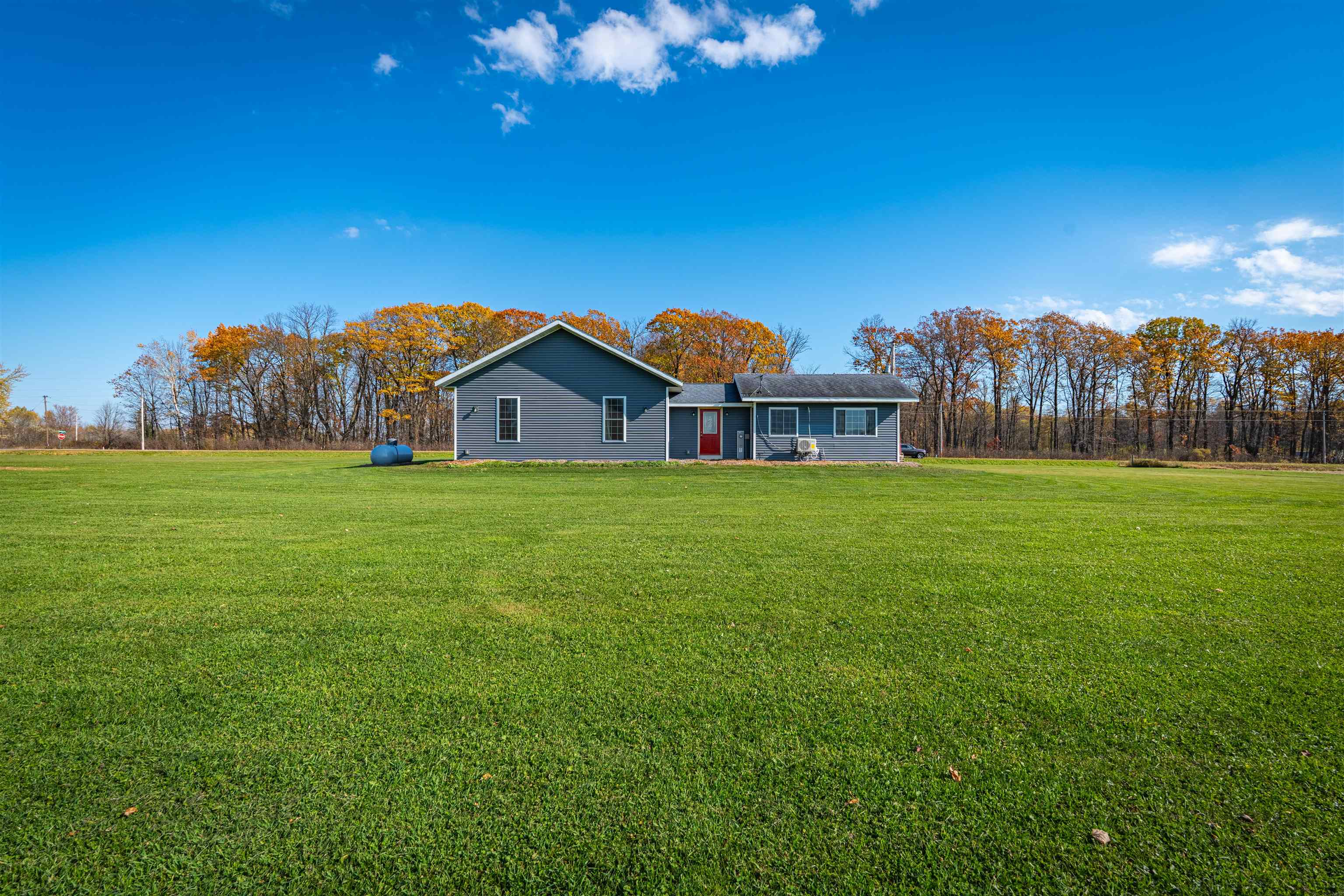 8873 Otter Road Property Photo 37