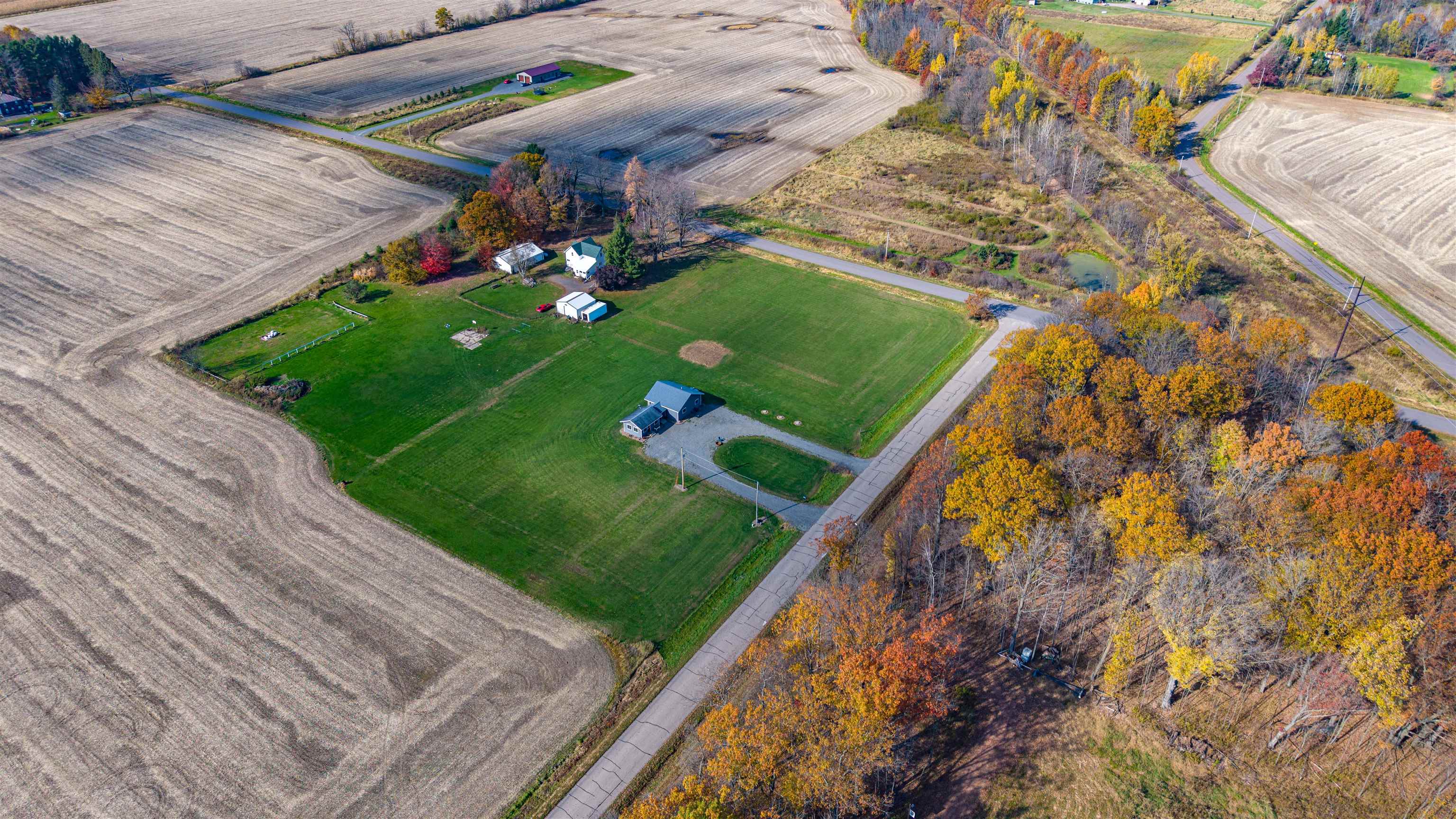8873 Otter Road Property Photo 44