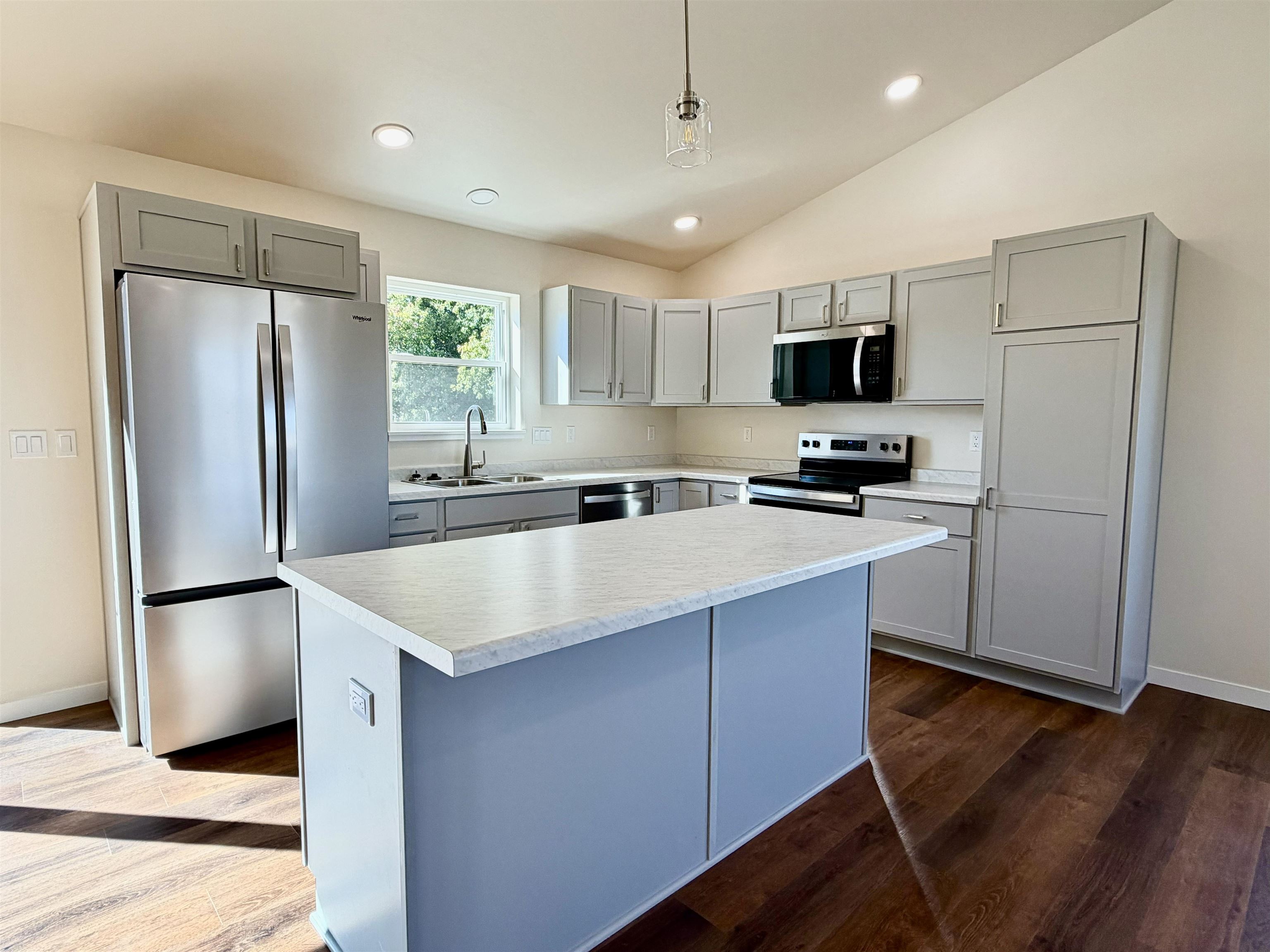 625 Oak Street Property Photo 12
