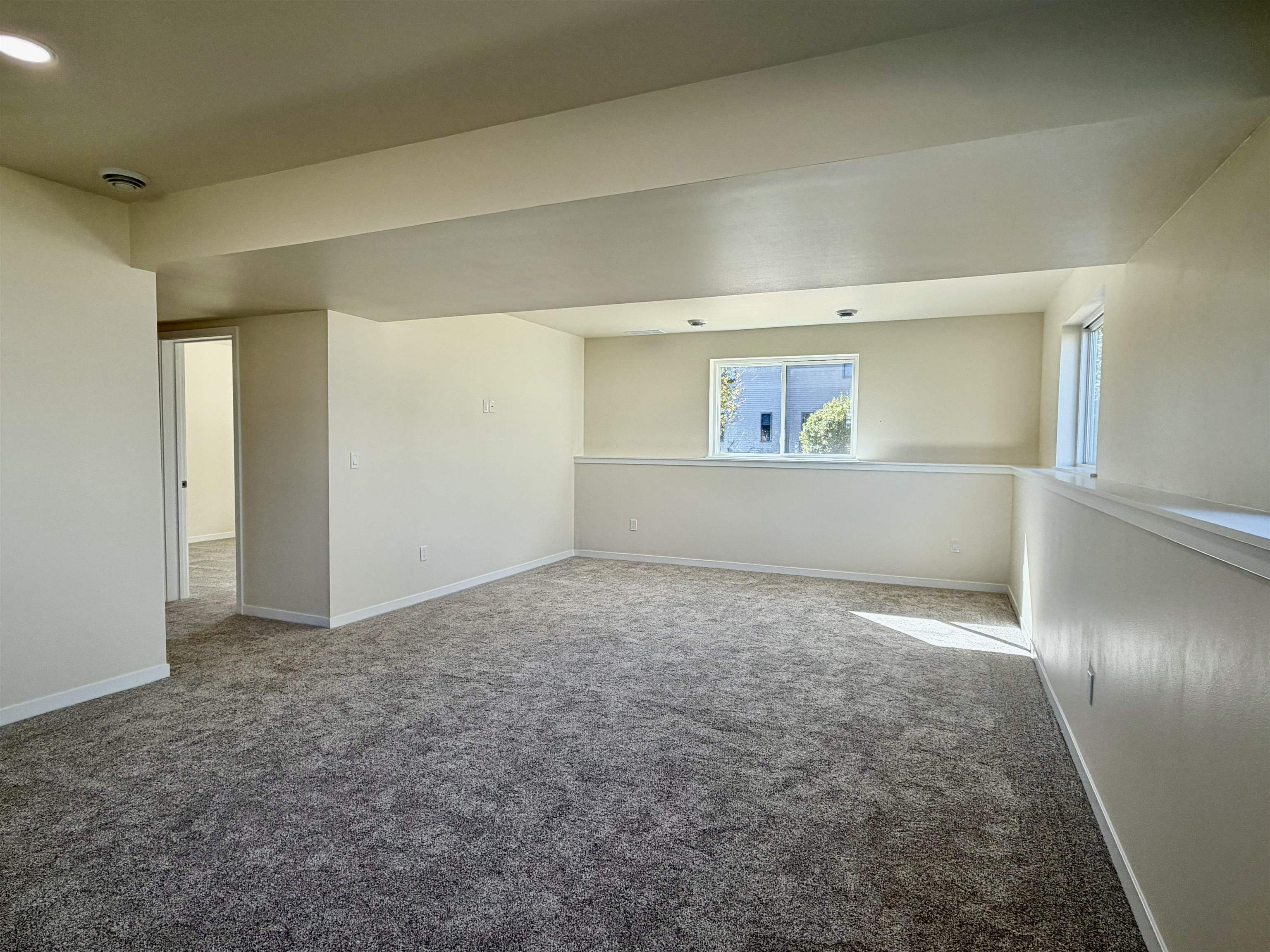 625 Oak Street Property Photo 39