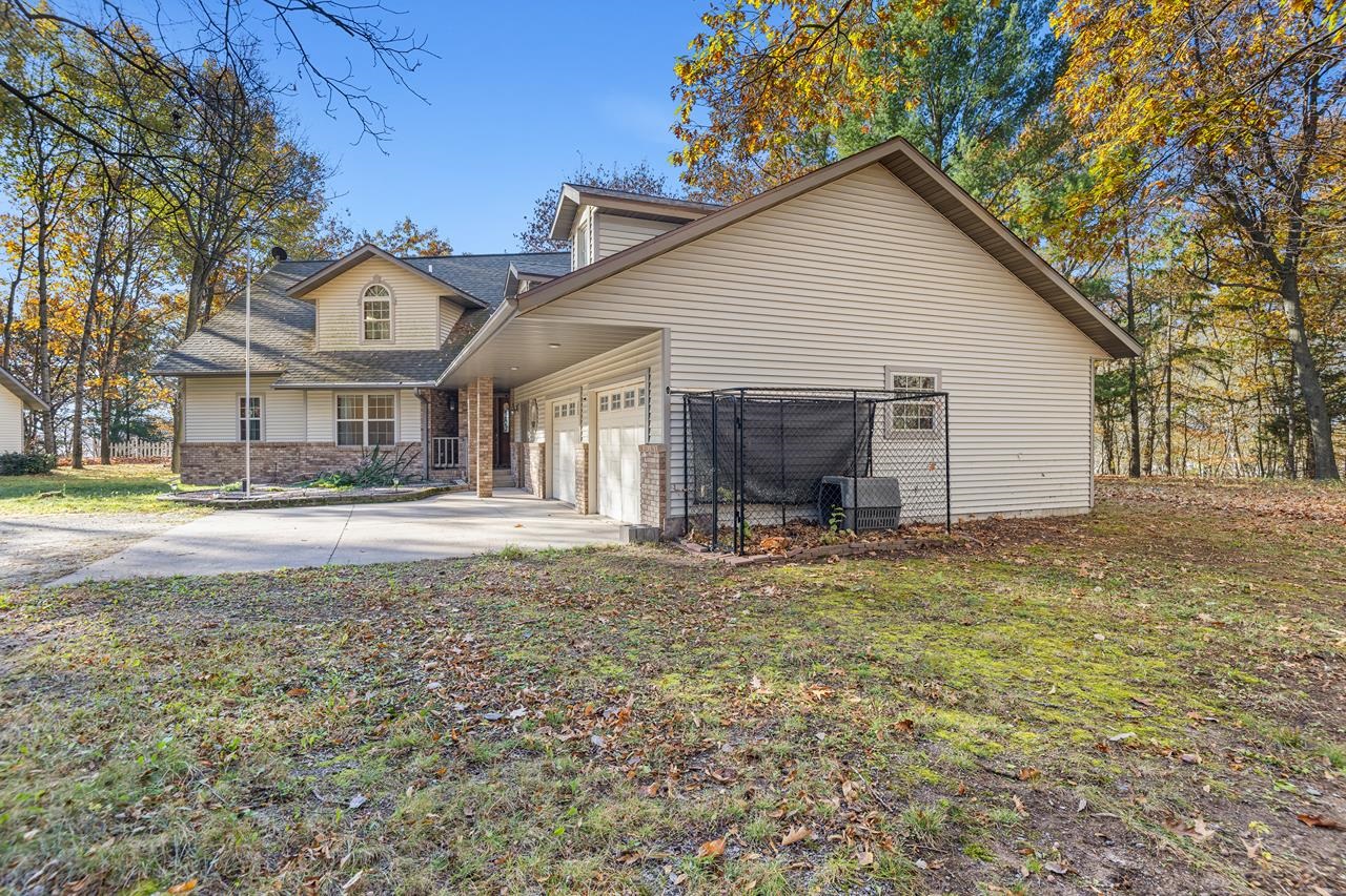 207956 Kris Lane Property Photo 10