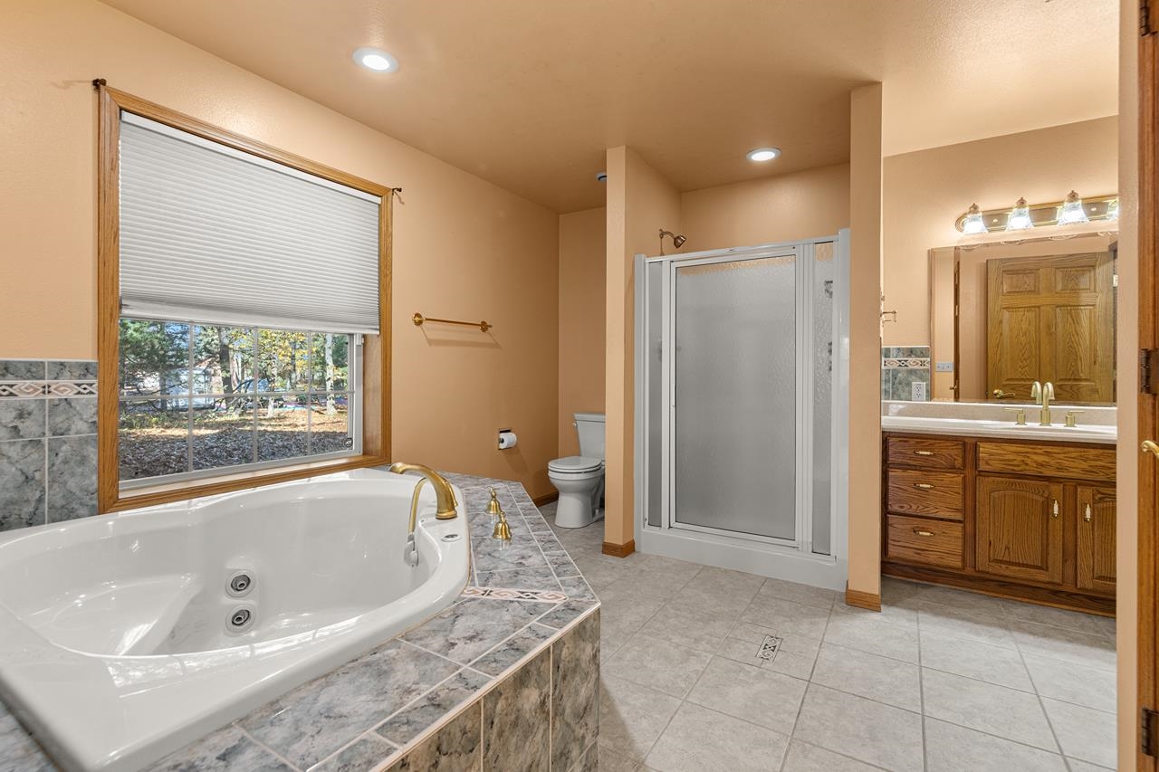 207956 Kris Lane Property Photo 27