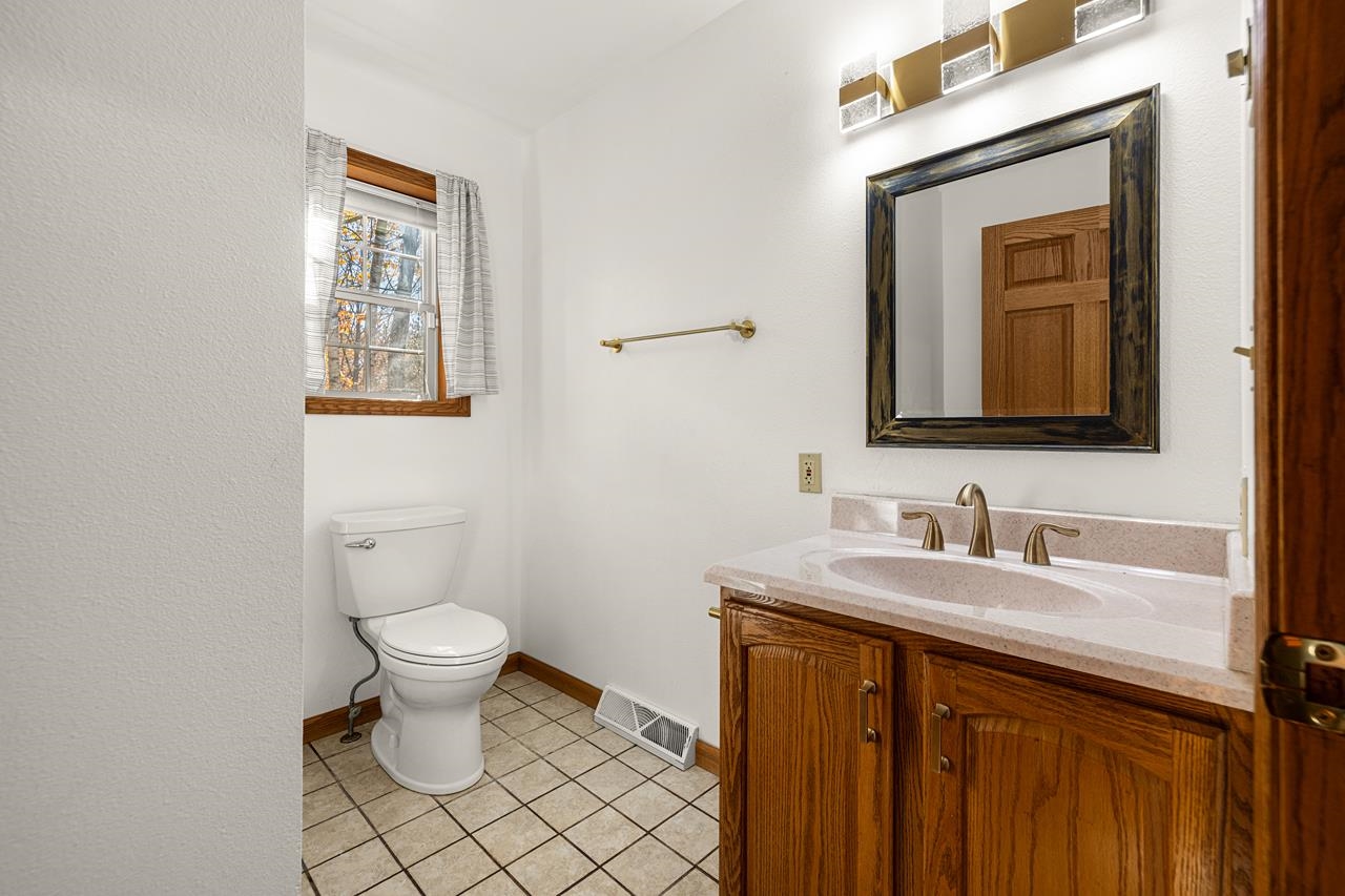 207956 Kris Lane Property Photo 32