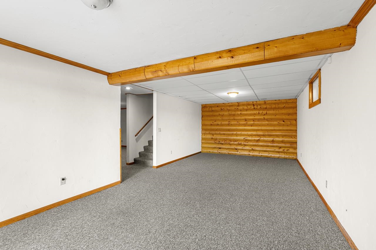 207956 Kris Lane Property Photo 42