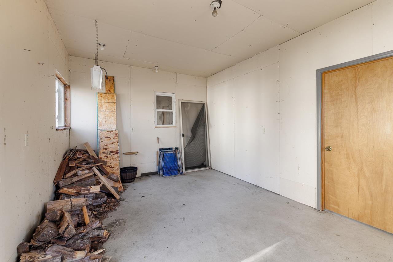 207956 Kris Lane Property Photo 51