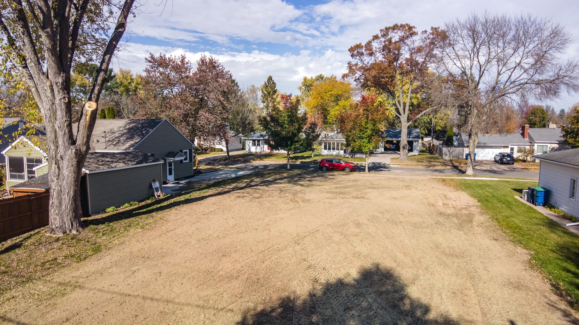911 Ross Avenue Property Photo 6