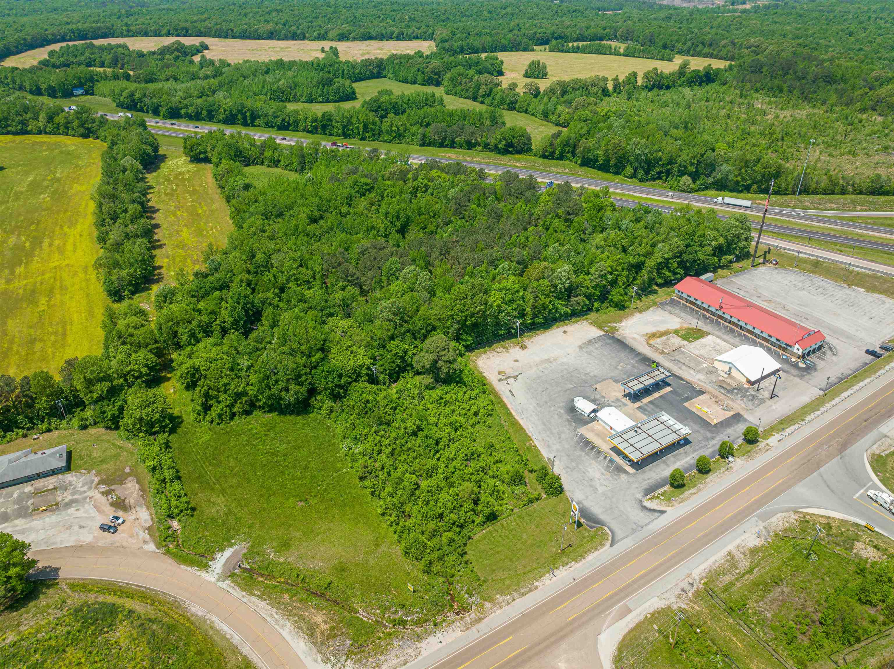 0 Interstate 40 Property Photo 5