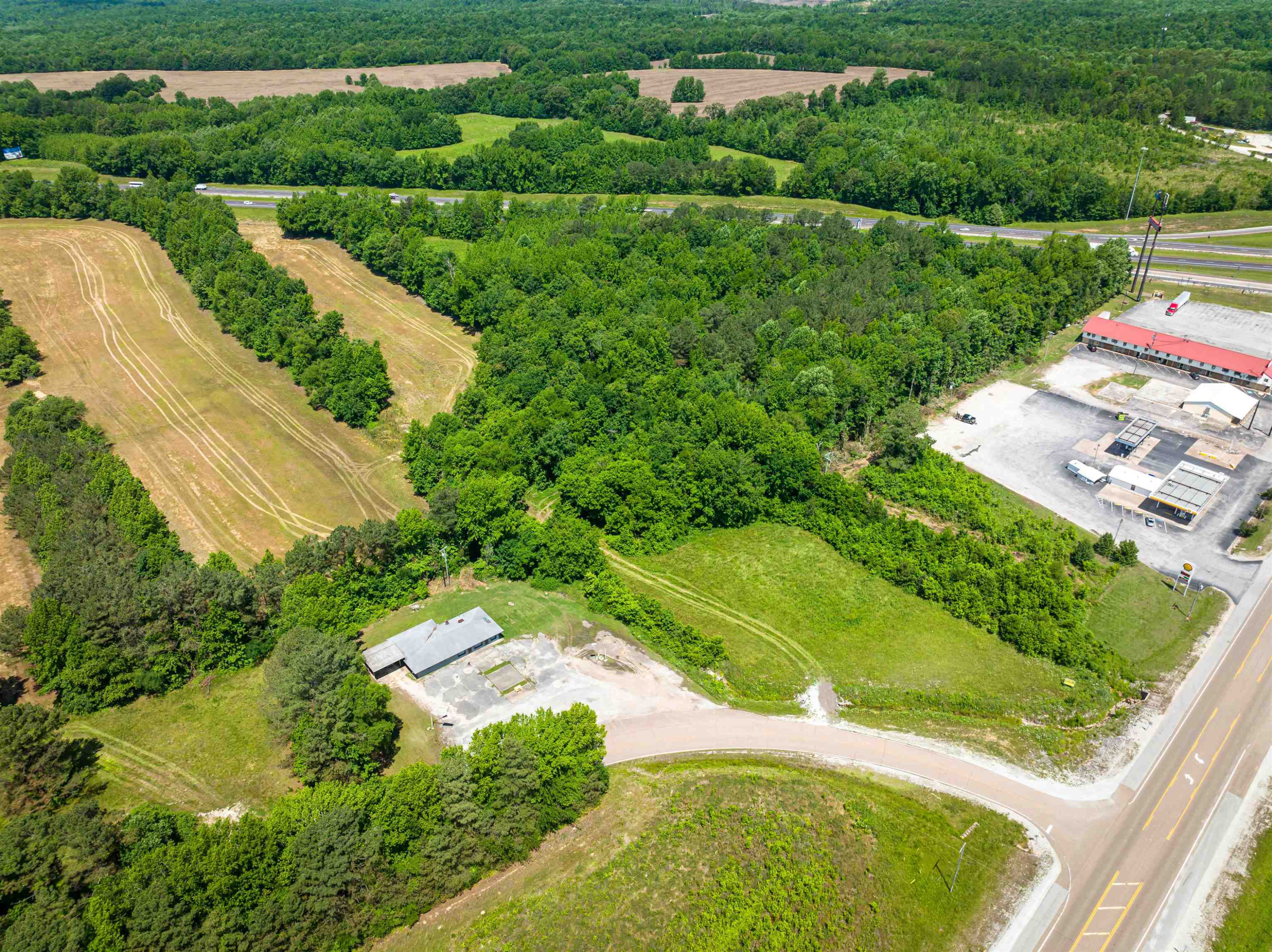 0 Interstate 40 Property Photo 12