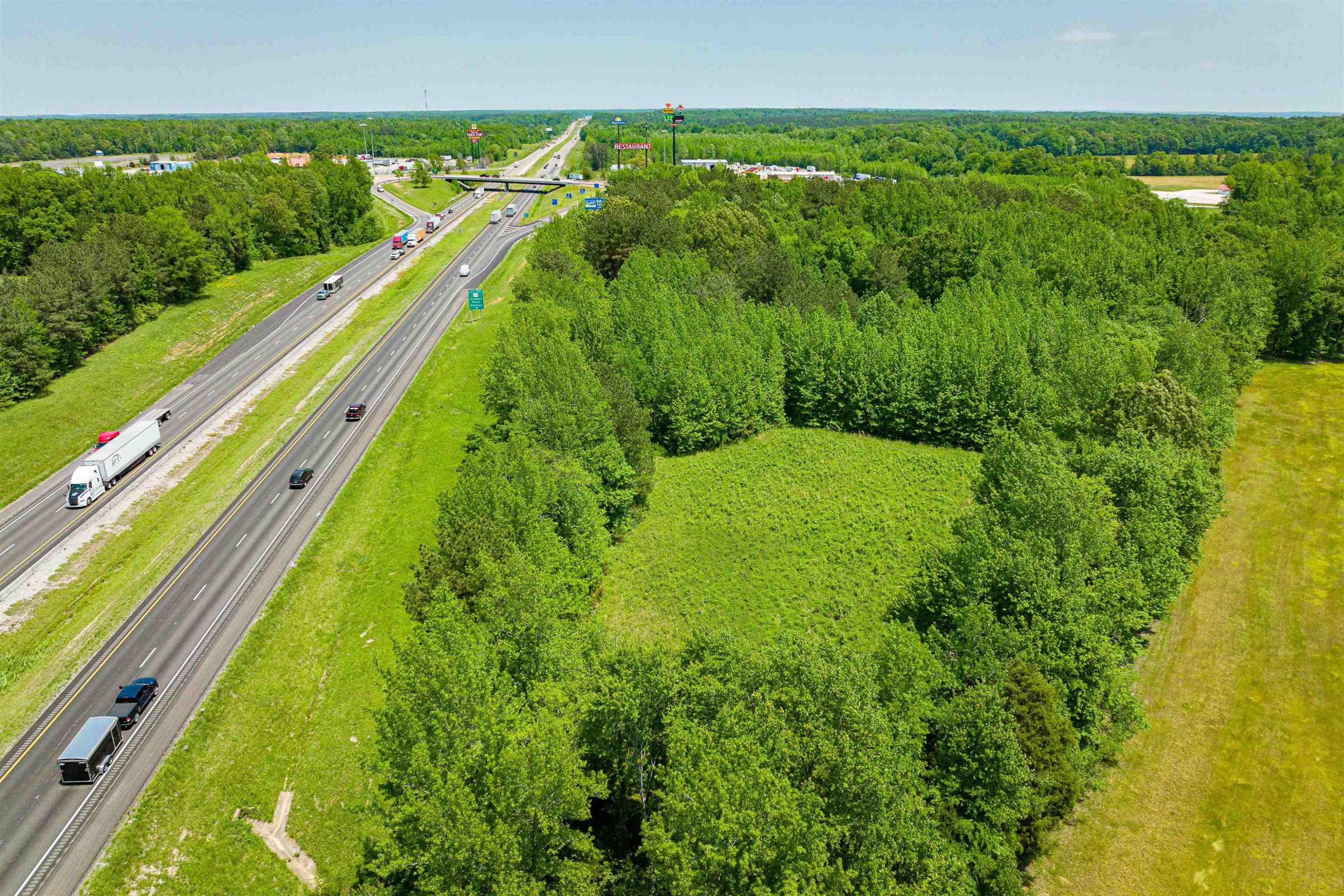 0 Interstate 40 Property Photo 14