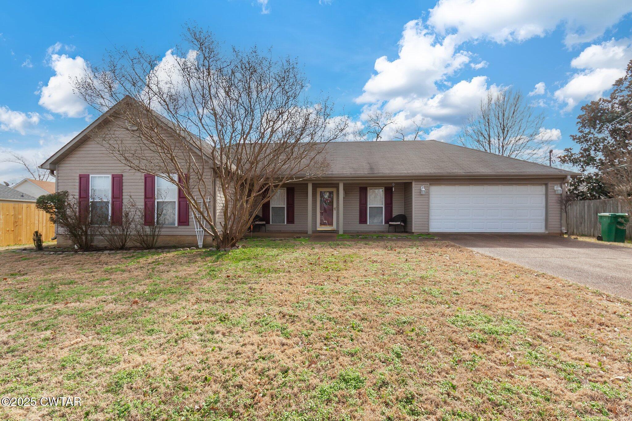 160 Forest Pointe Drive Property Photo 1