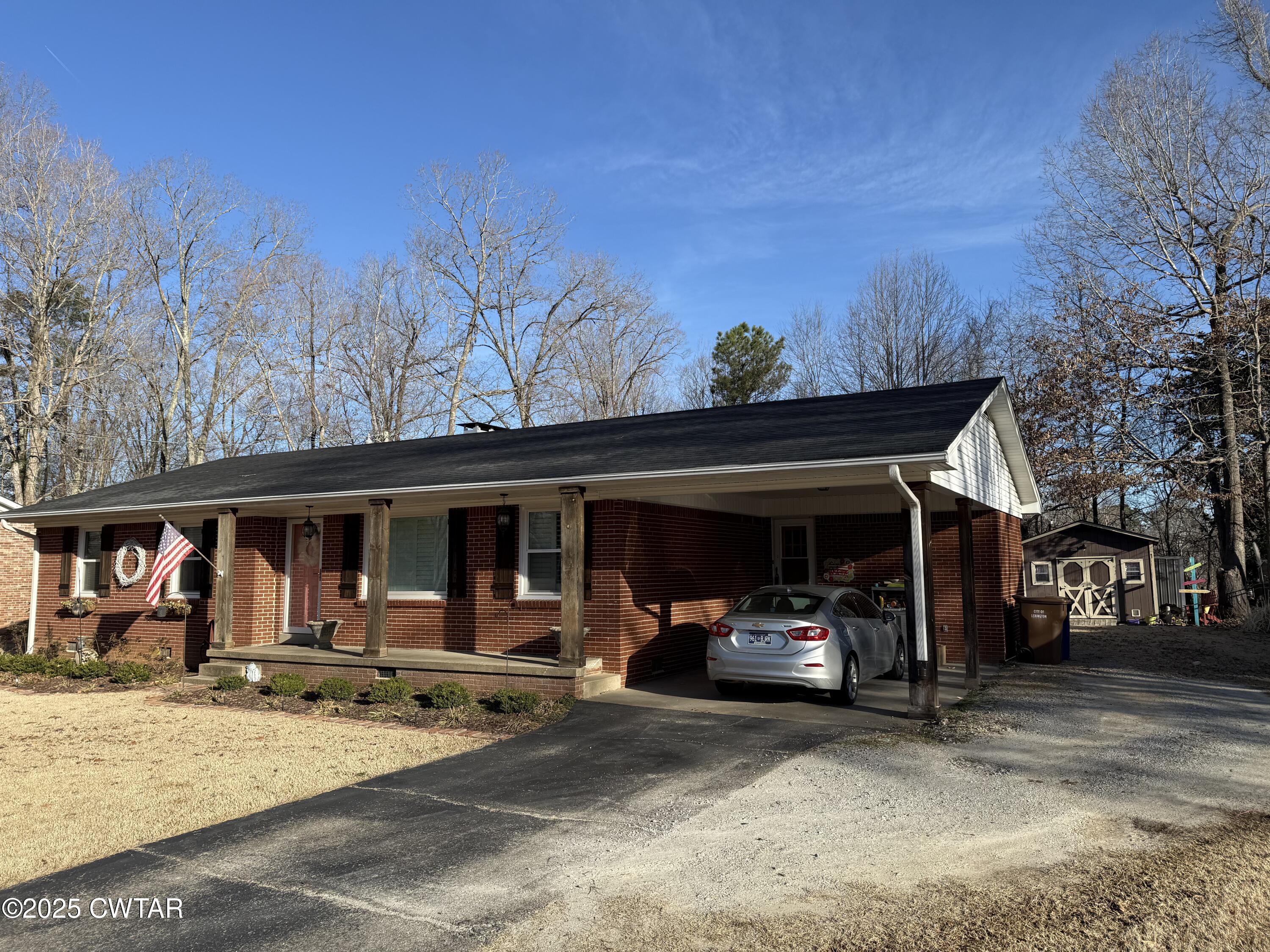 60 Lakewood Drive Property Photo