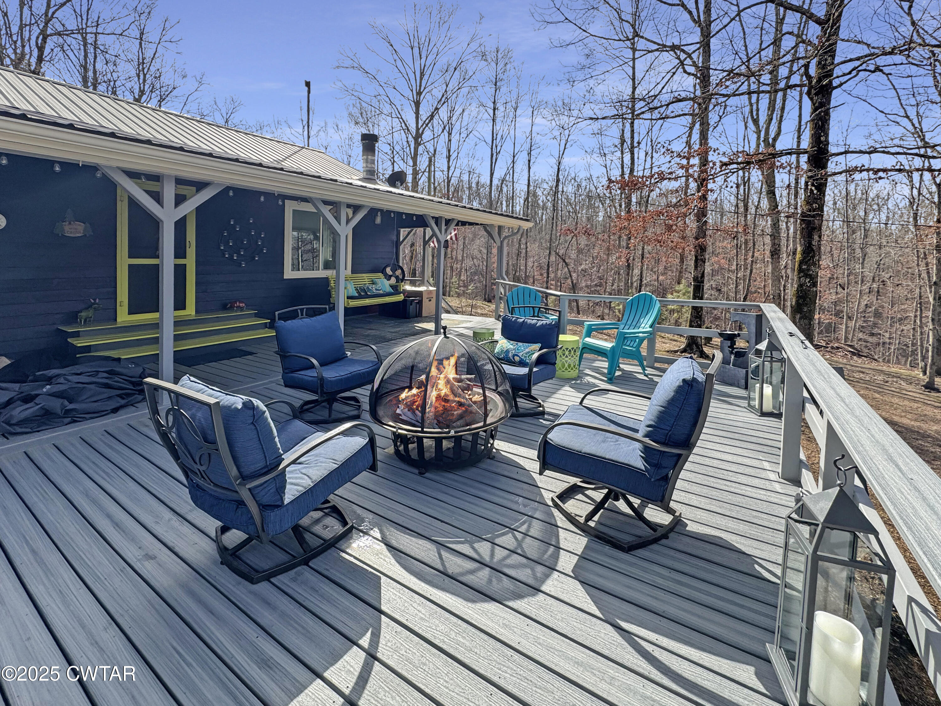 761 Maple Acres Property Photo