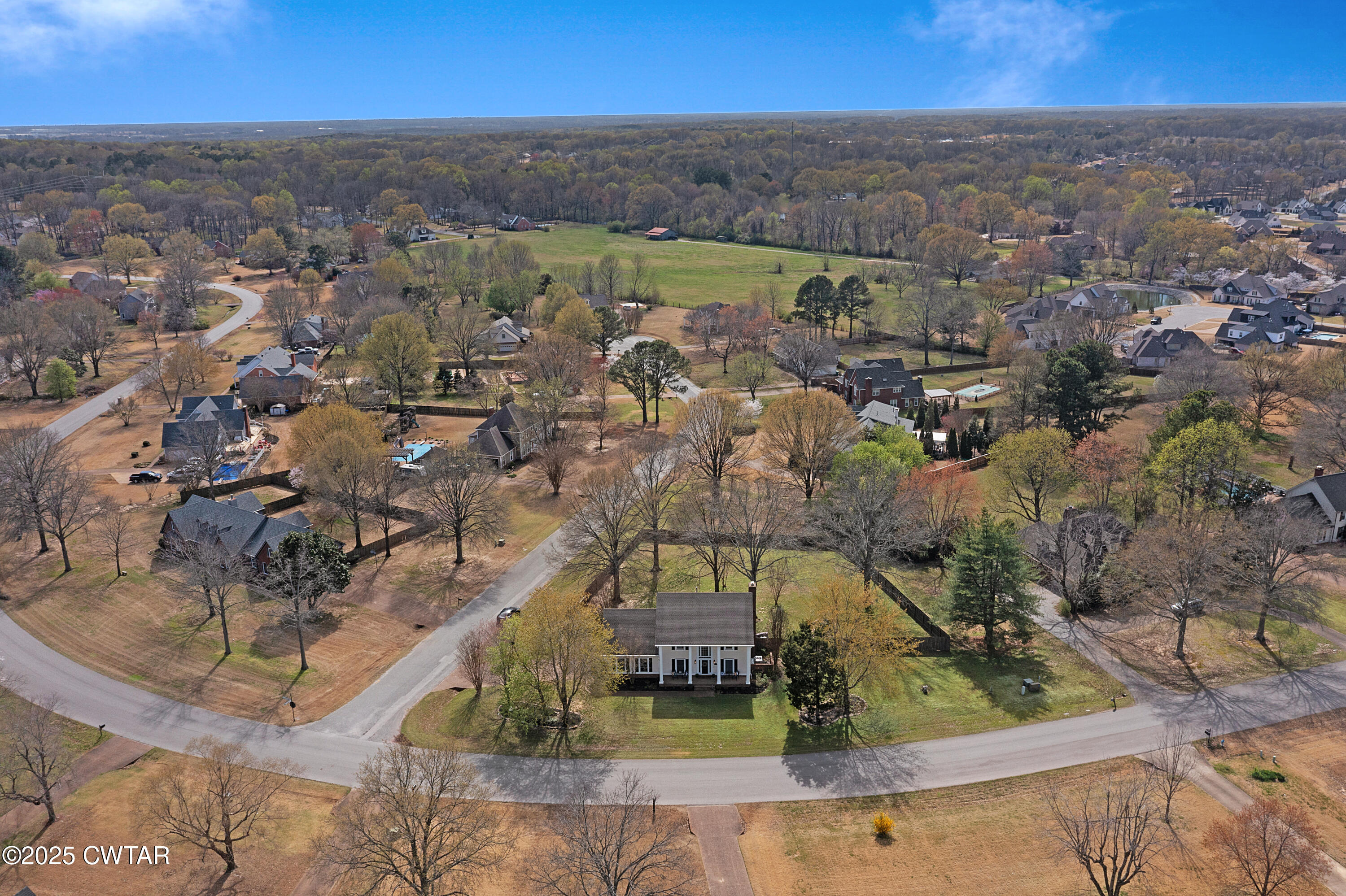 465 Shadow Ridge Drive Property Photo 1