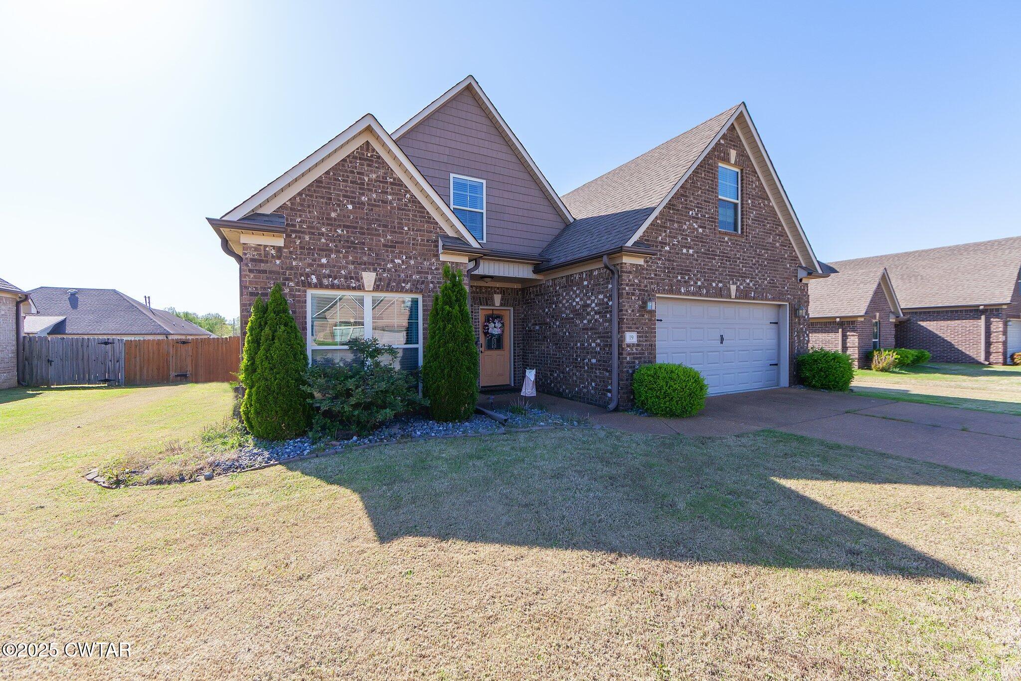 19 Ezekial Drive Property Photo 1