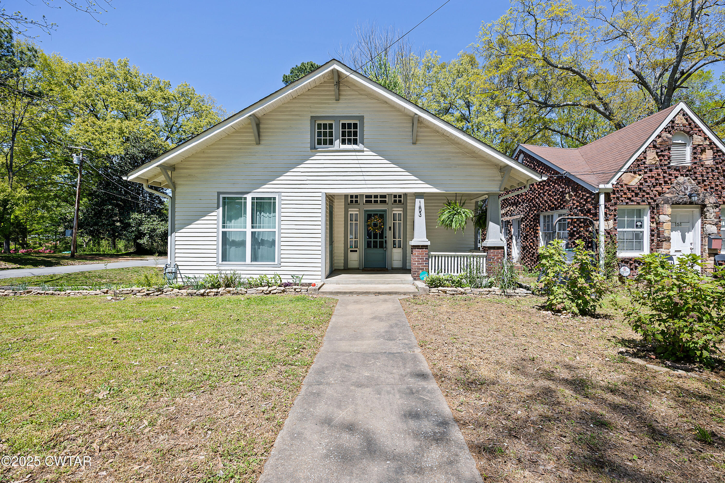 153 Crescent Avenue Property Photo 1