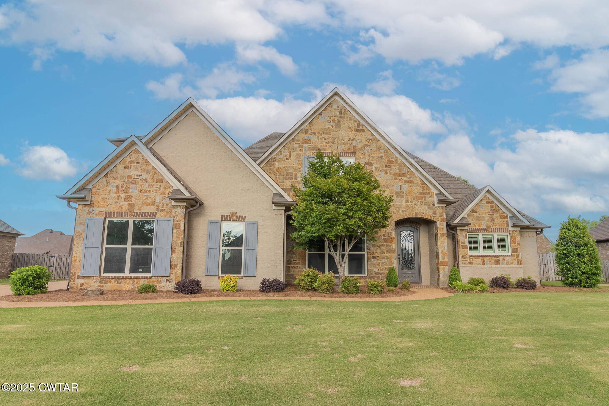 36 Pemberton Cove Property Photo 1